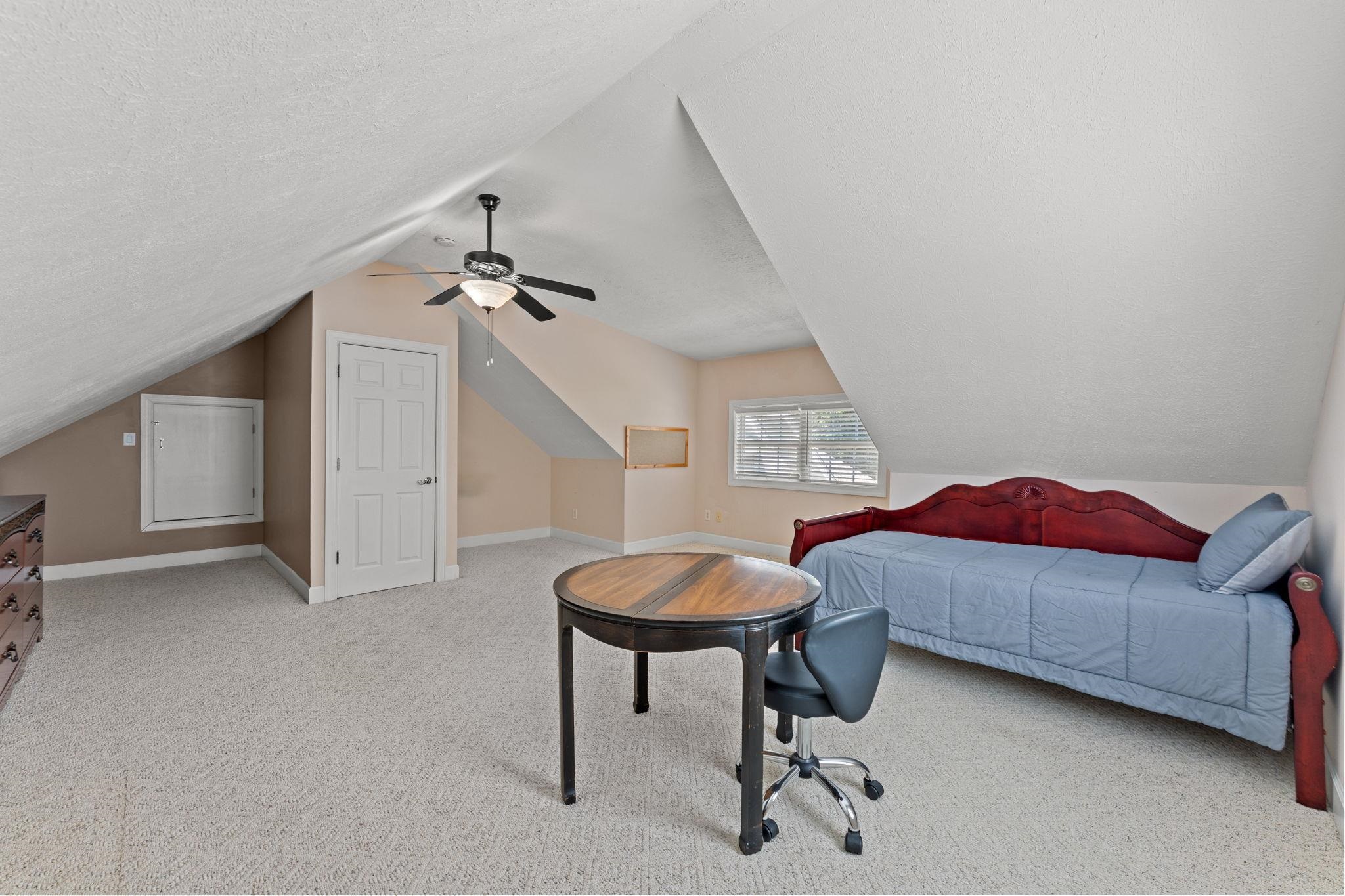 928 Heshbon Dr. Property Photo 31