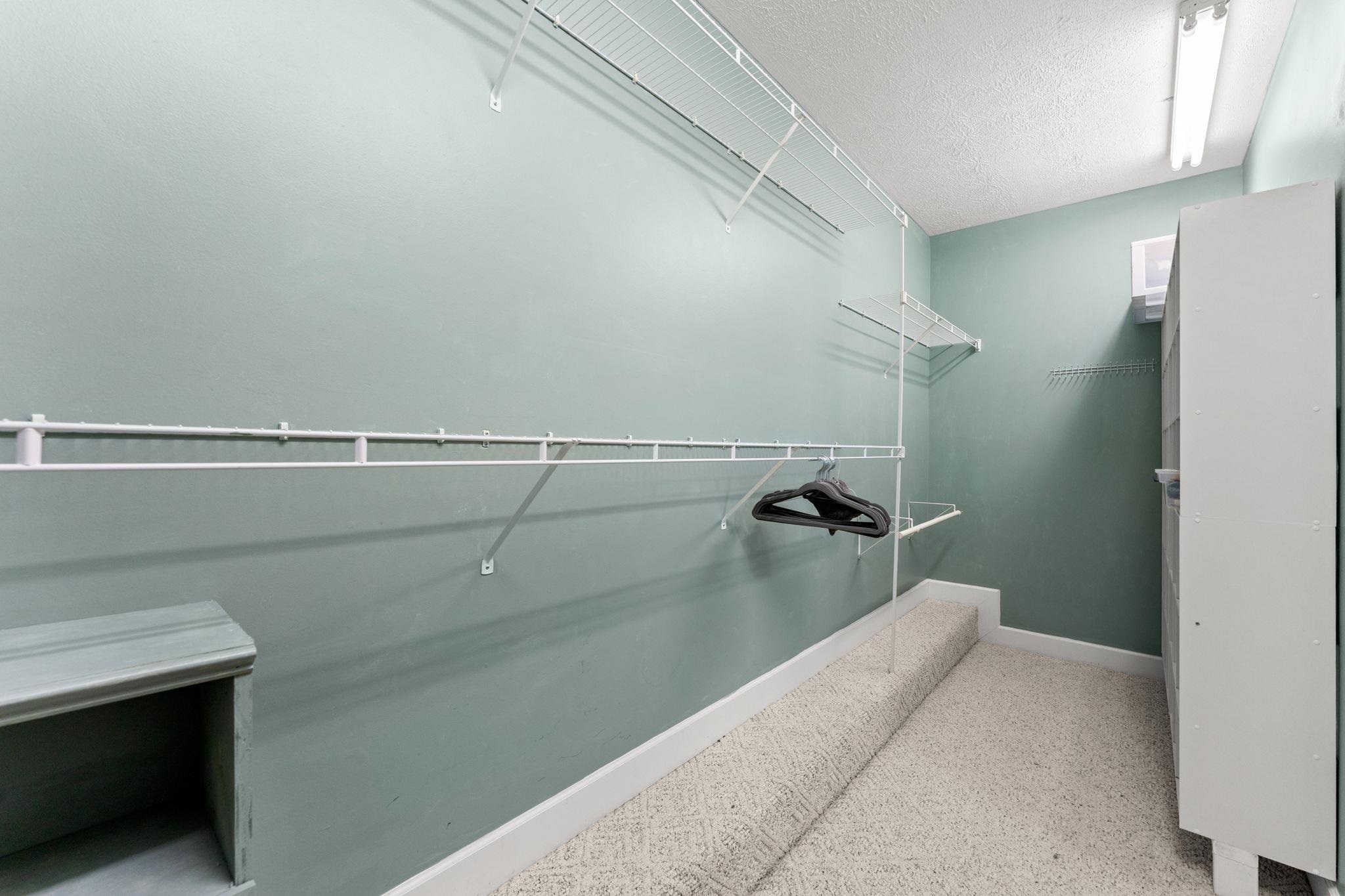 928 Heshbon Dr. Property Photo 33