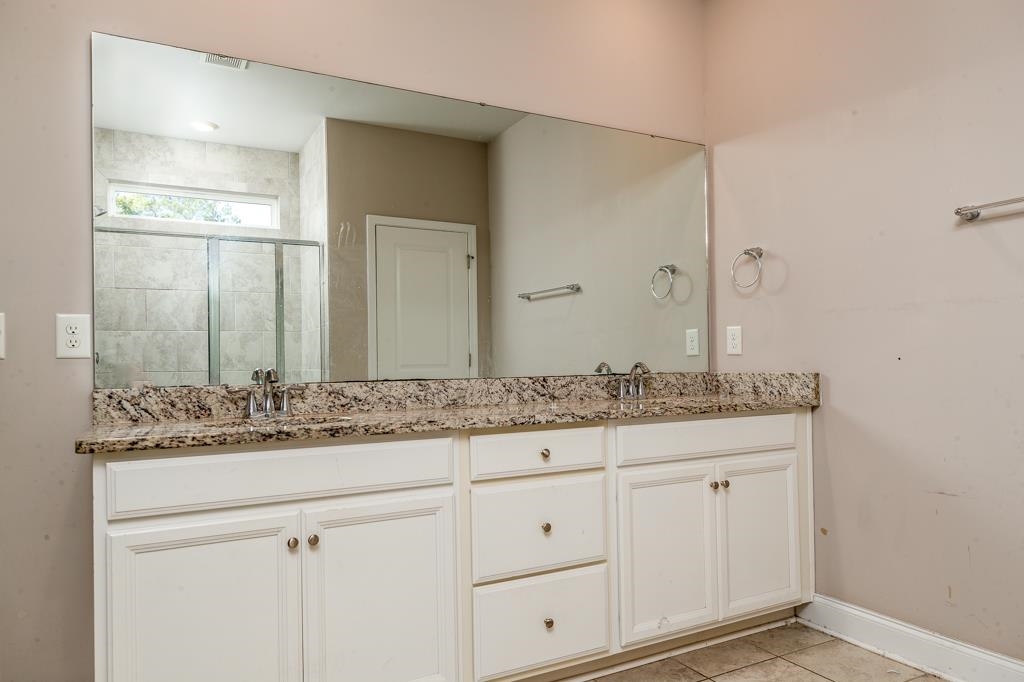 1208 Ficus Dr. Property Photo 16