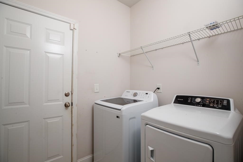 1208 Ficus Dr. Property Photo 20