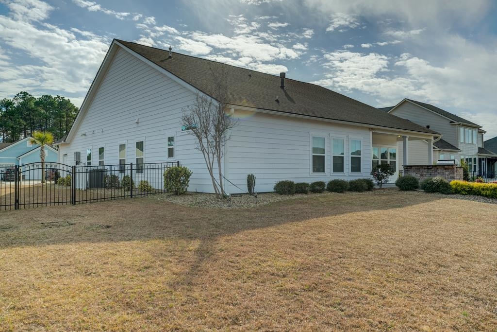 1208 Ficus Dr. Property Photo 25