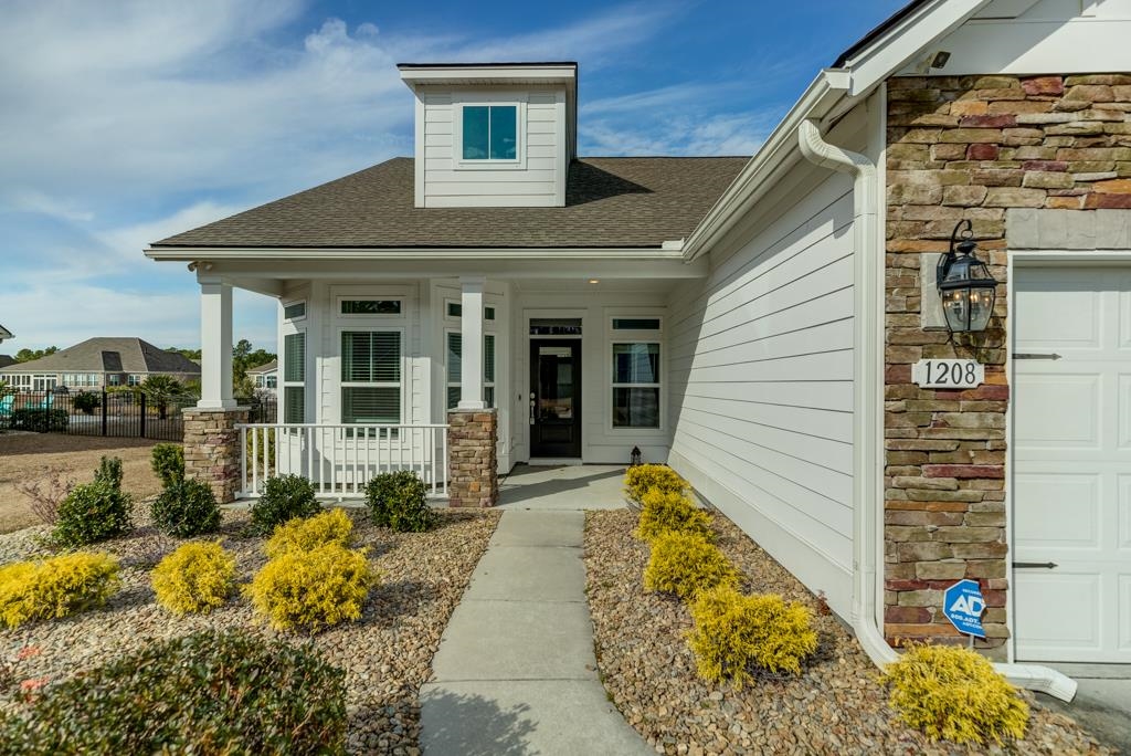 1208 Ficus Dr. Property Photo 32