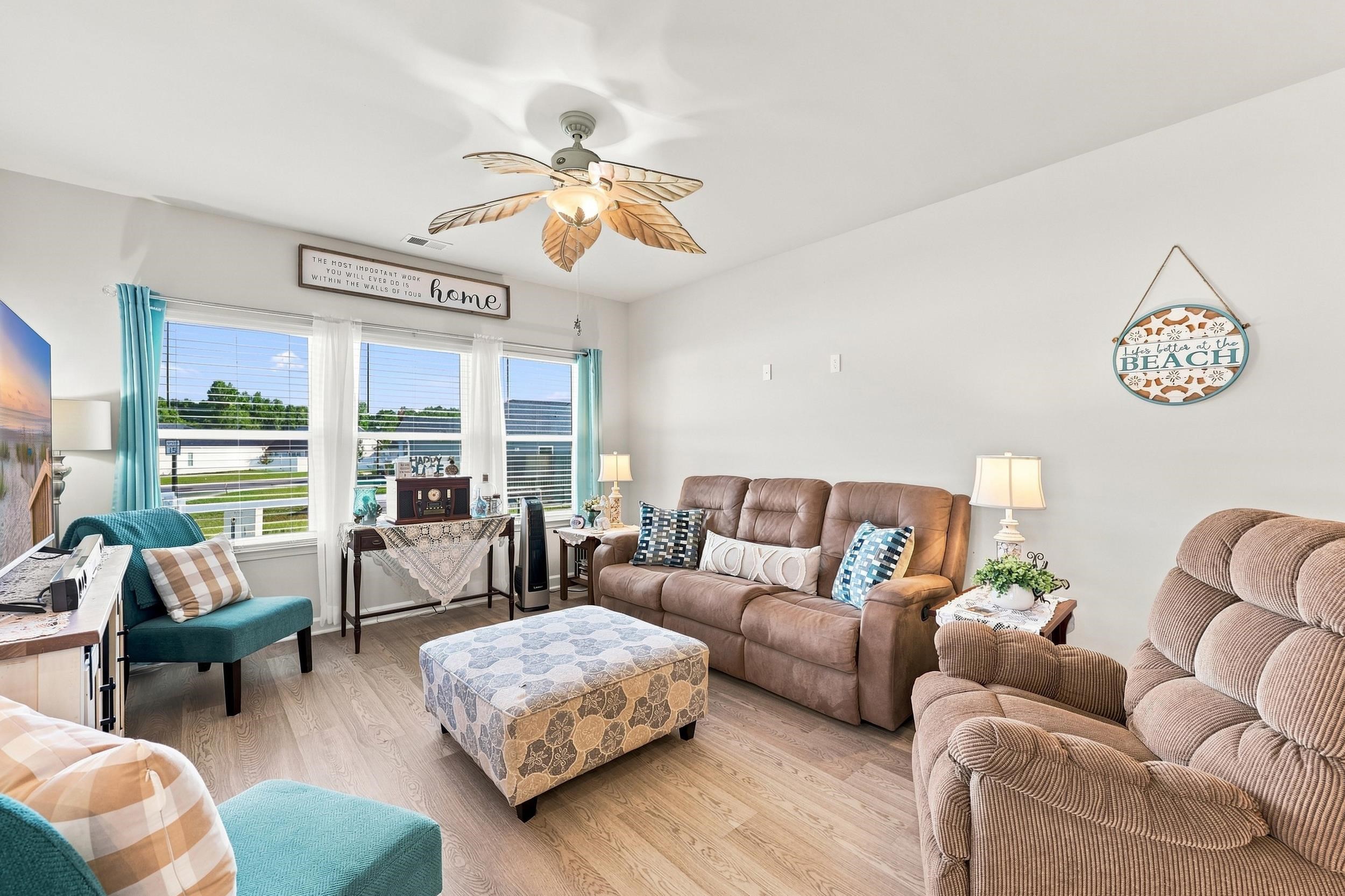 1570 Regal Fern Way Property Photo 16