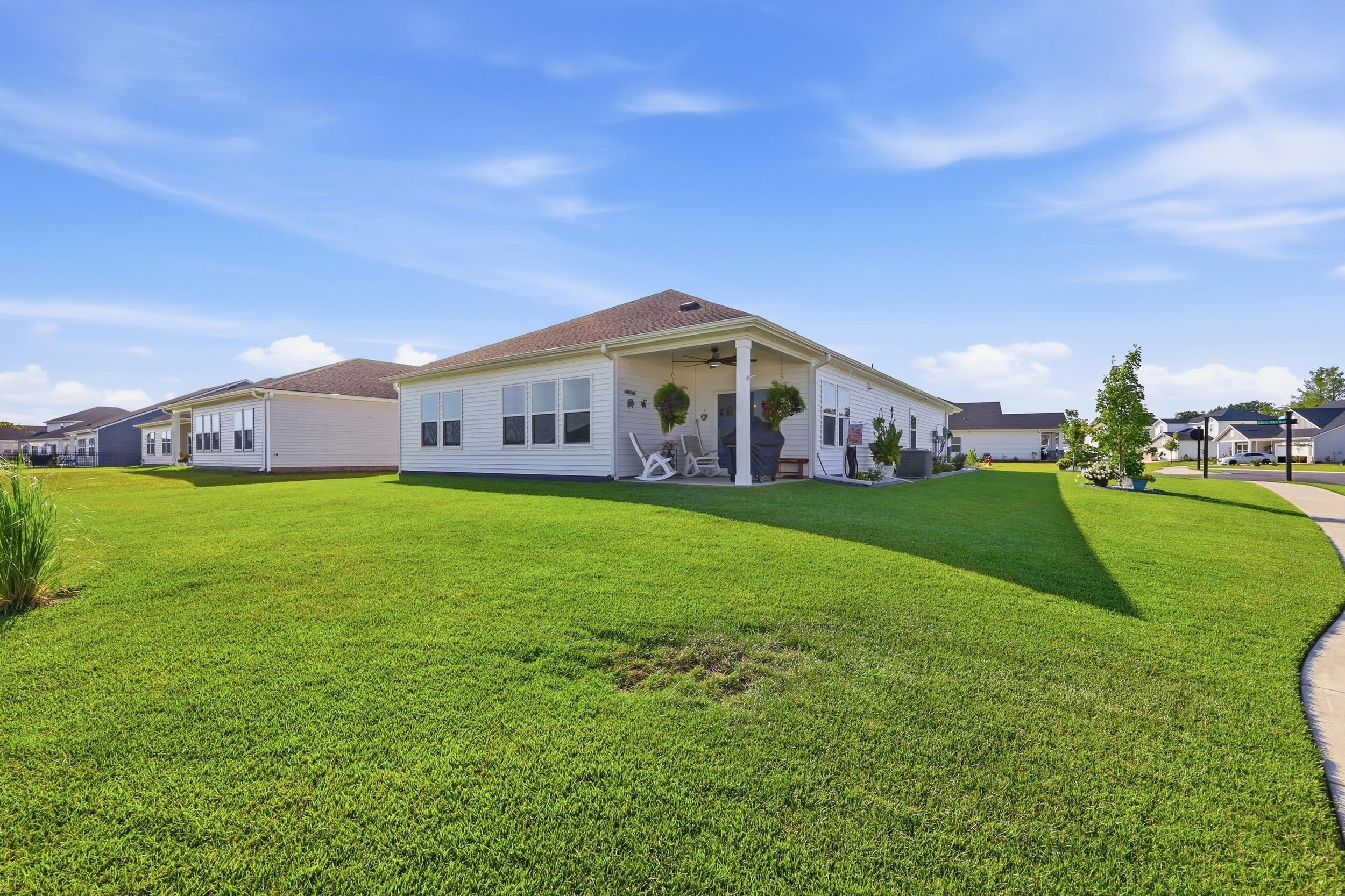 1570 Regal Fern Way Property Photo 37