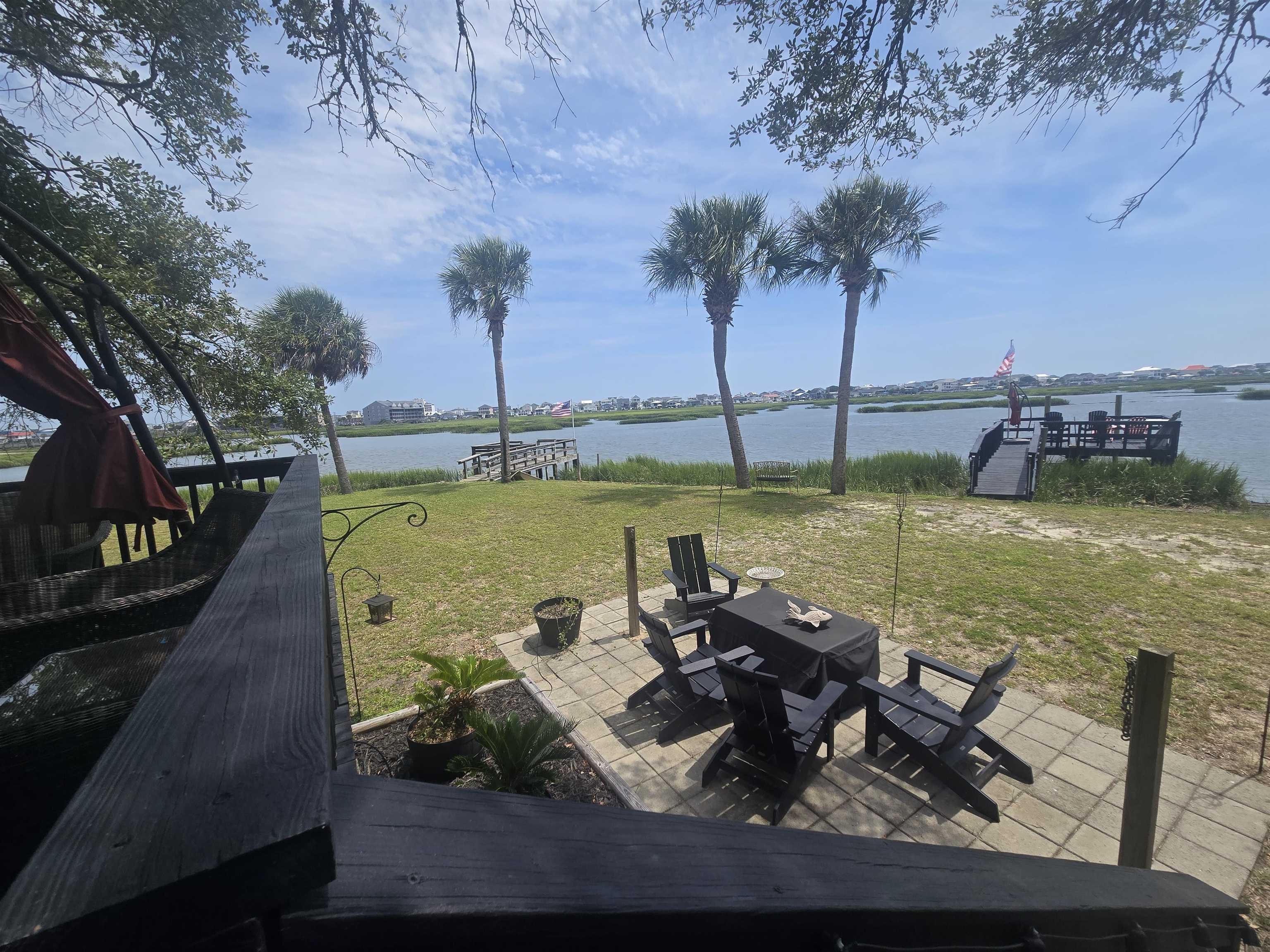 346 Ocean Breeze Dr. Property Photo 6