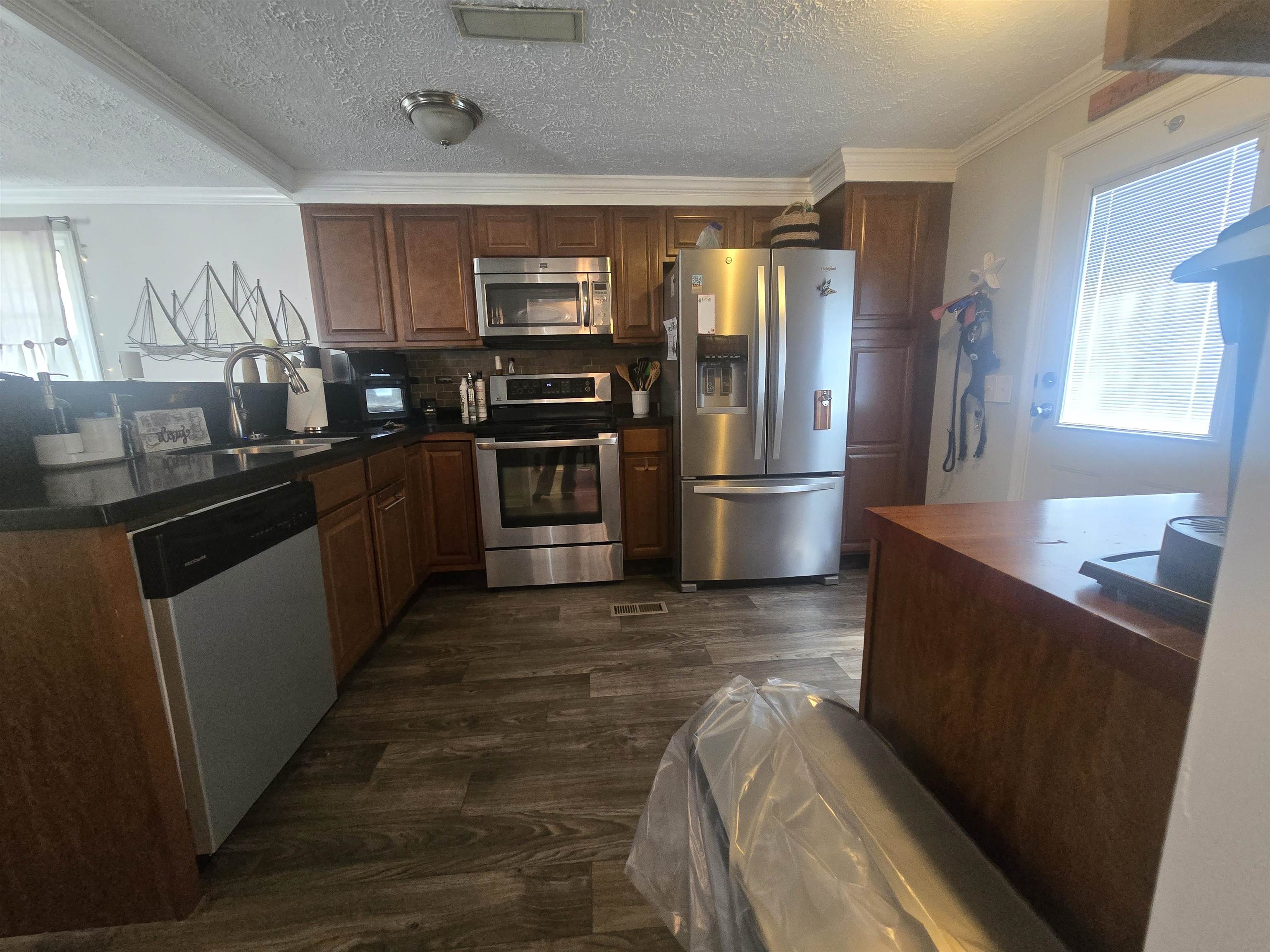 346 Ocean Breeze Dr. Property Photo 17