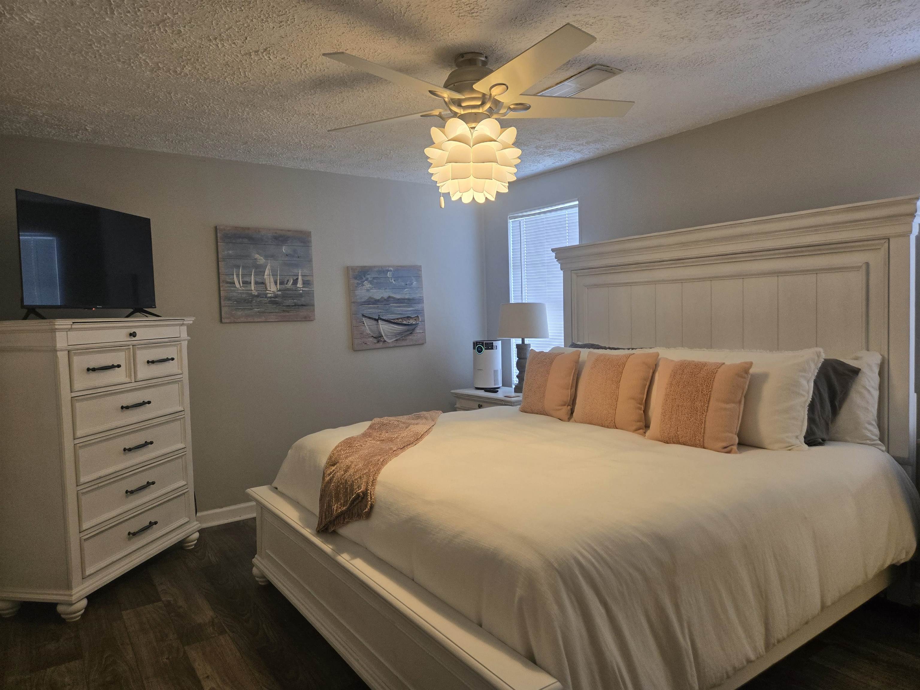 346 Ocean Breeze Dr. Property Photo 27