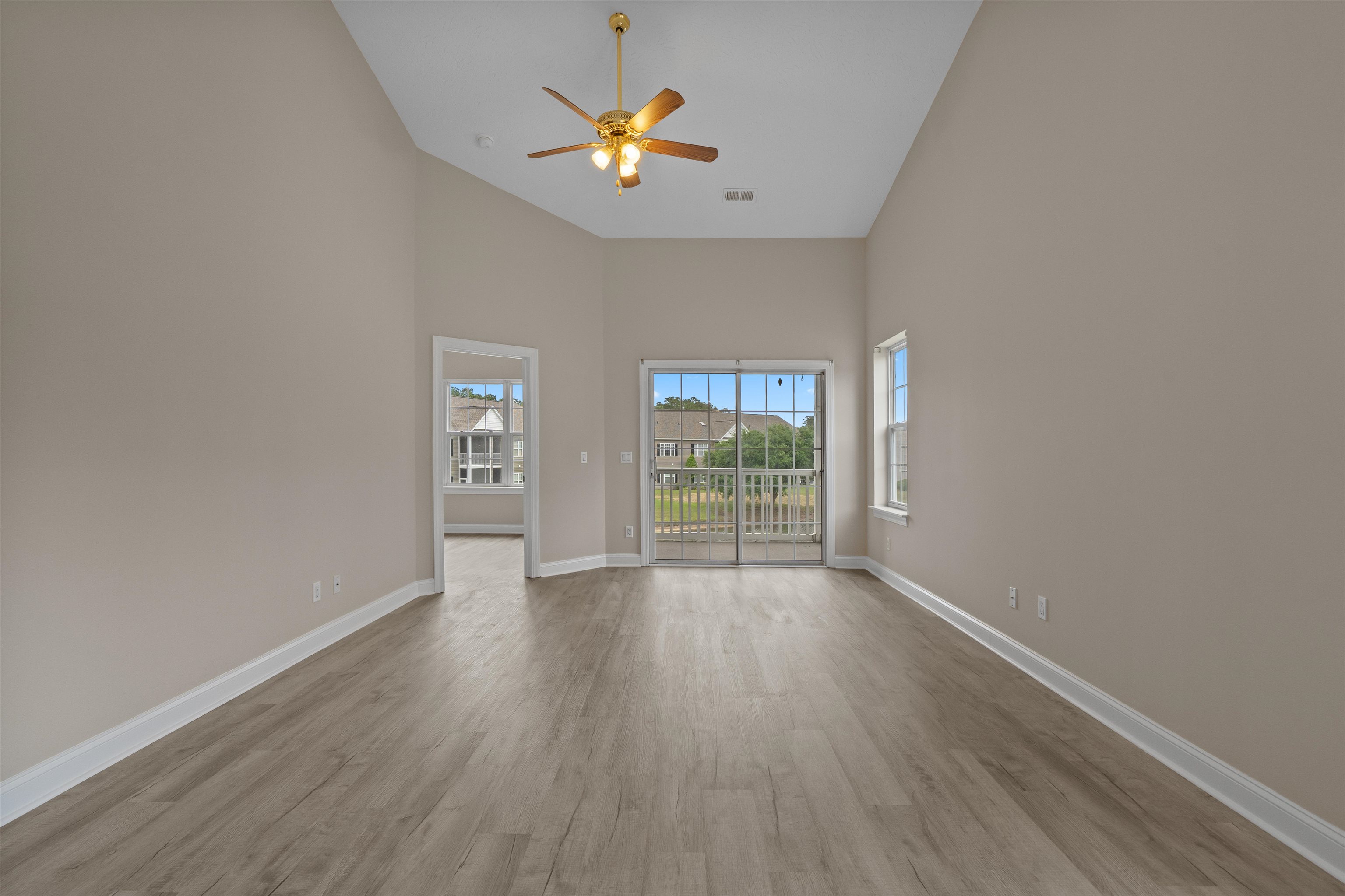 1121 Peace Pipe Pl. Property Photo 4