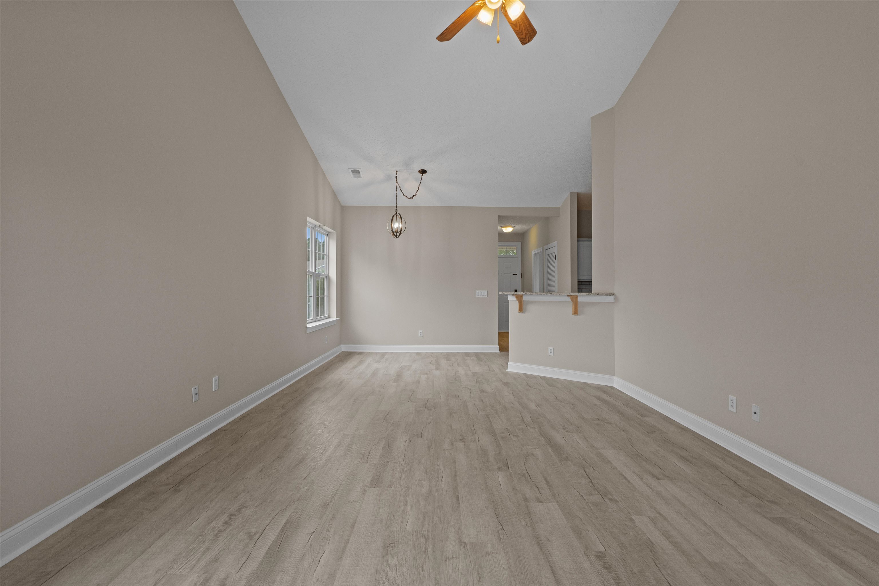 1121 Peace Pipe Pl. Property Photo 7