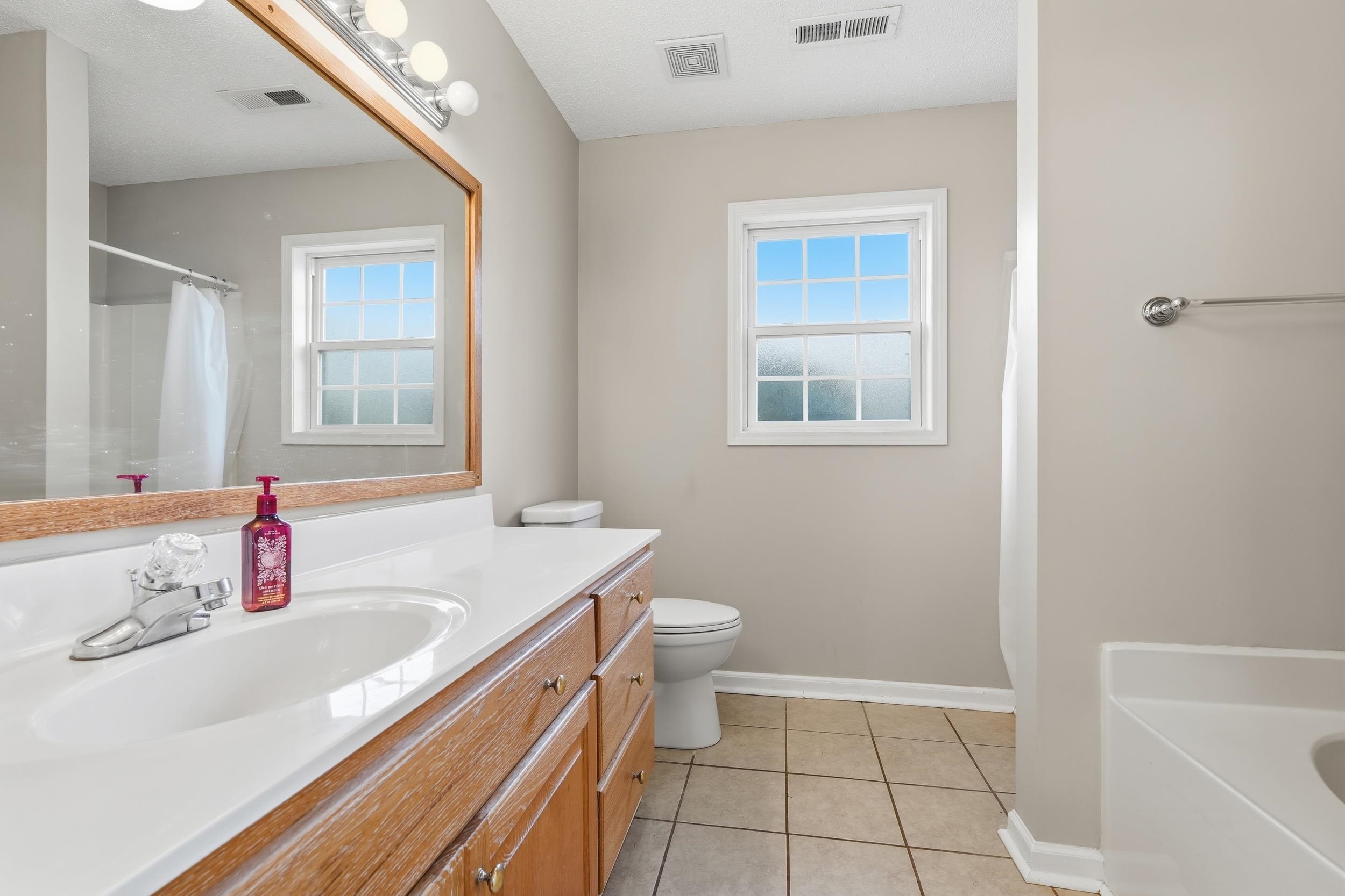 526 Waverly Loop Property Photo 11