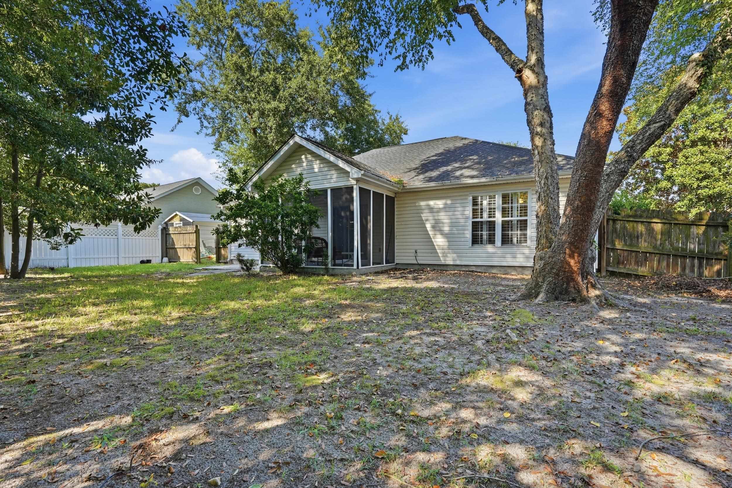 526 Waverly Loop Property Photo 18