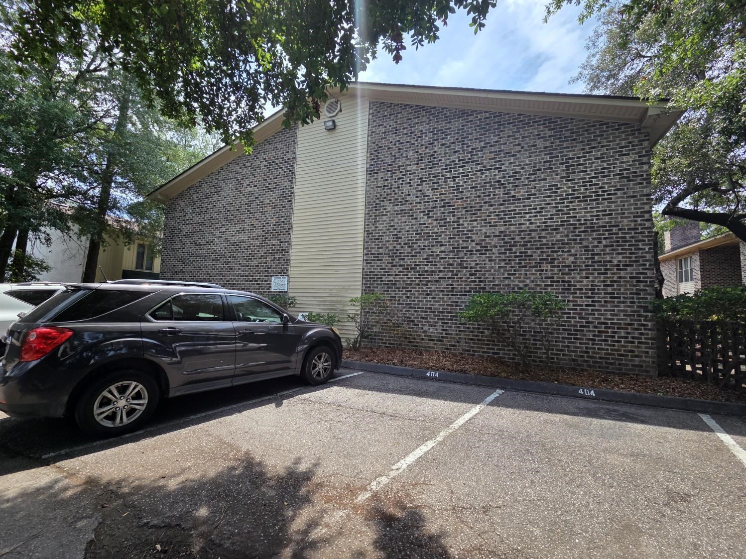 404 75th Ave N Property Photo 18
