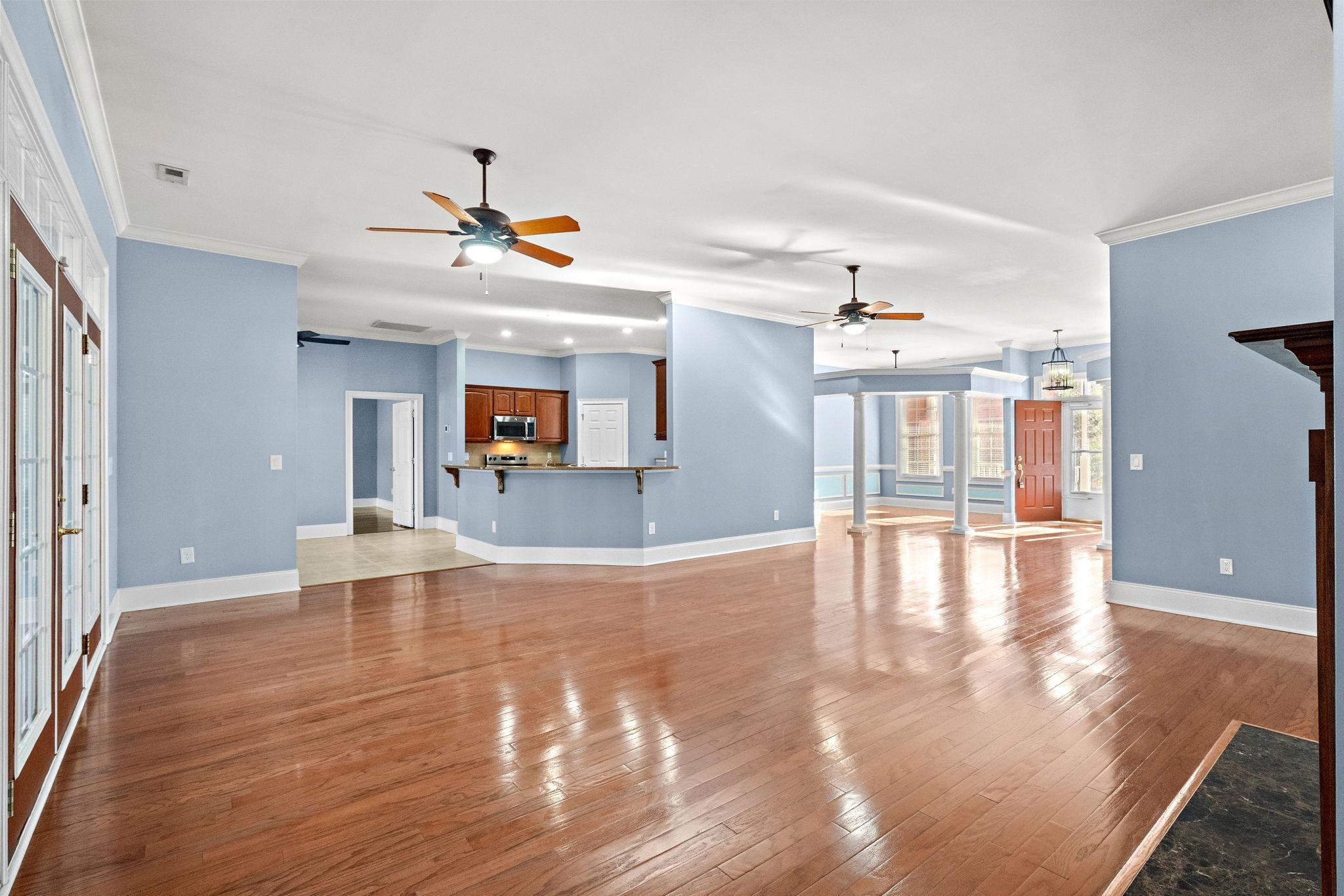 248 Long Ridge Dr. Property Photo 17
