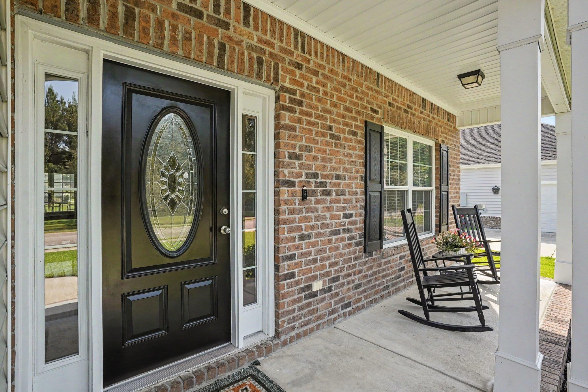 4025 Ridgewood Dr. Property Photo 4
