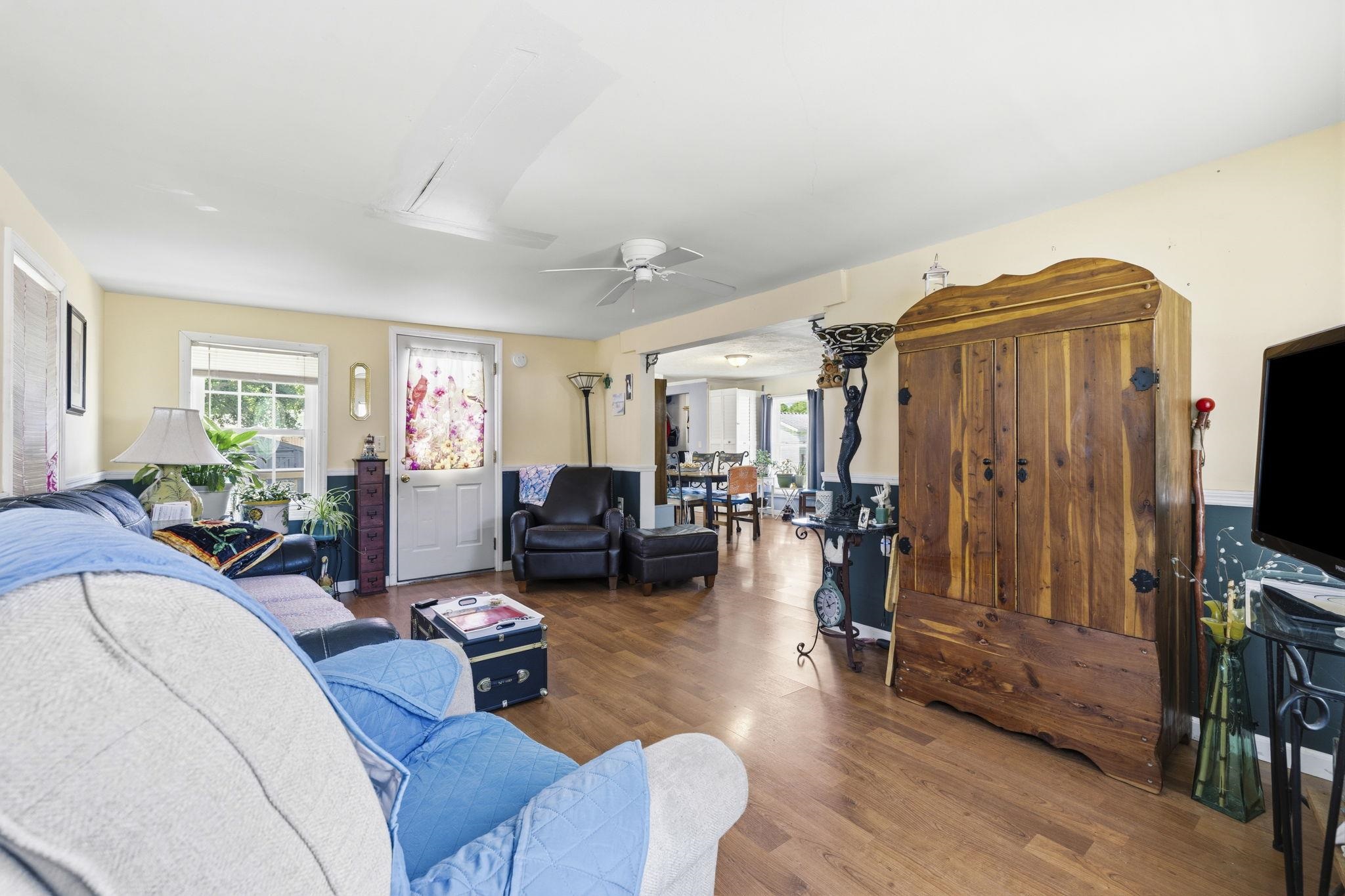 155 Ridgeway Loop Property Photo 6