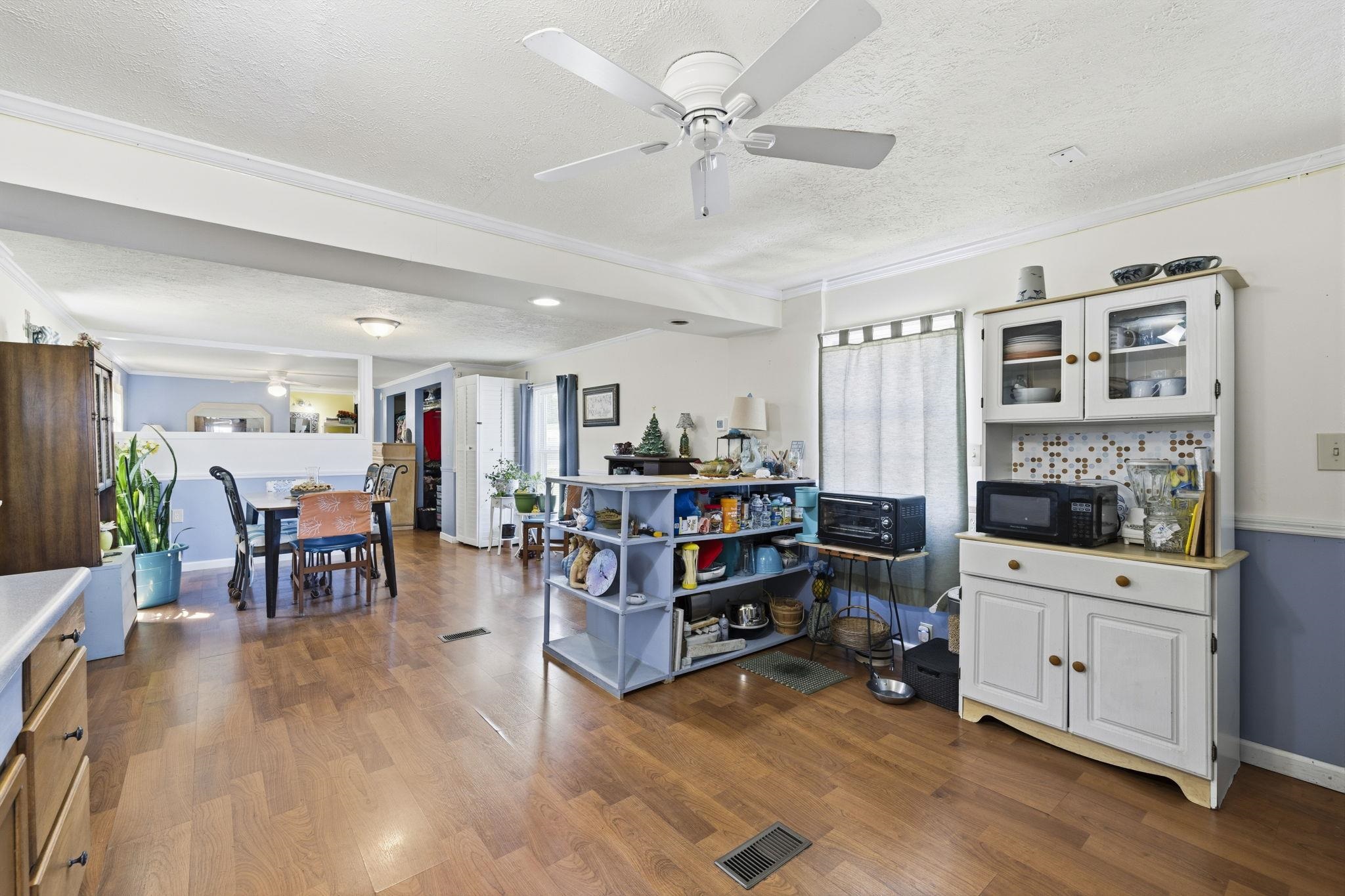 155 Ridgeway Loop Property Photo 7