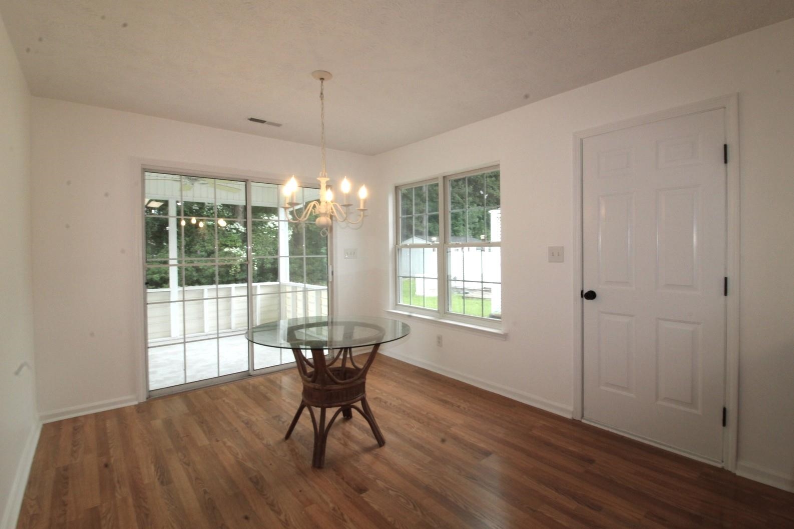 1280 Pollen Loop Property Photo 10