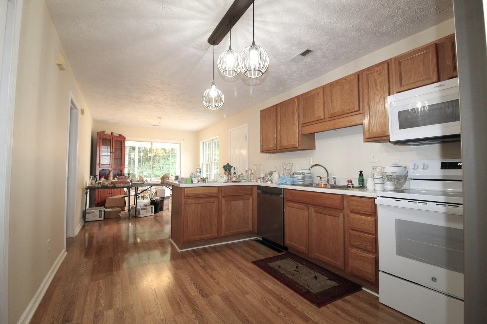 1280 Pollen Loop Property Photo 17
