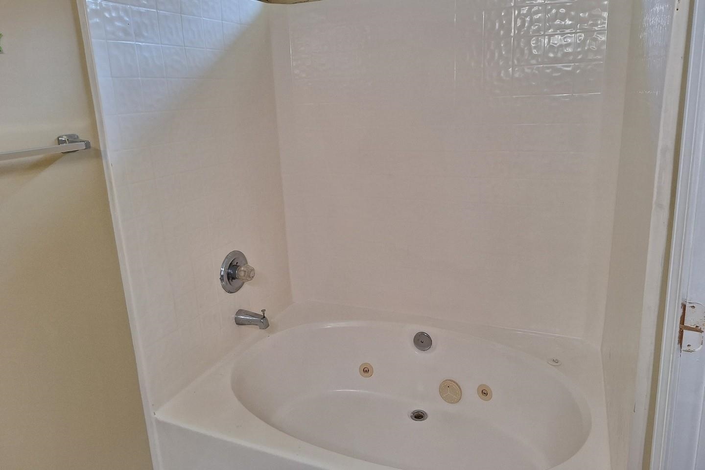 1280 Pollen Loop Property Photo 25