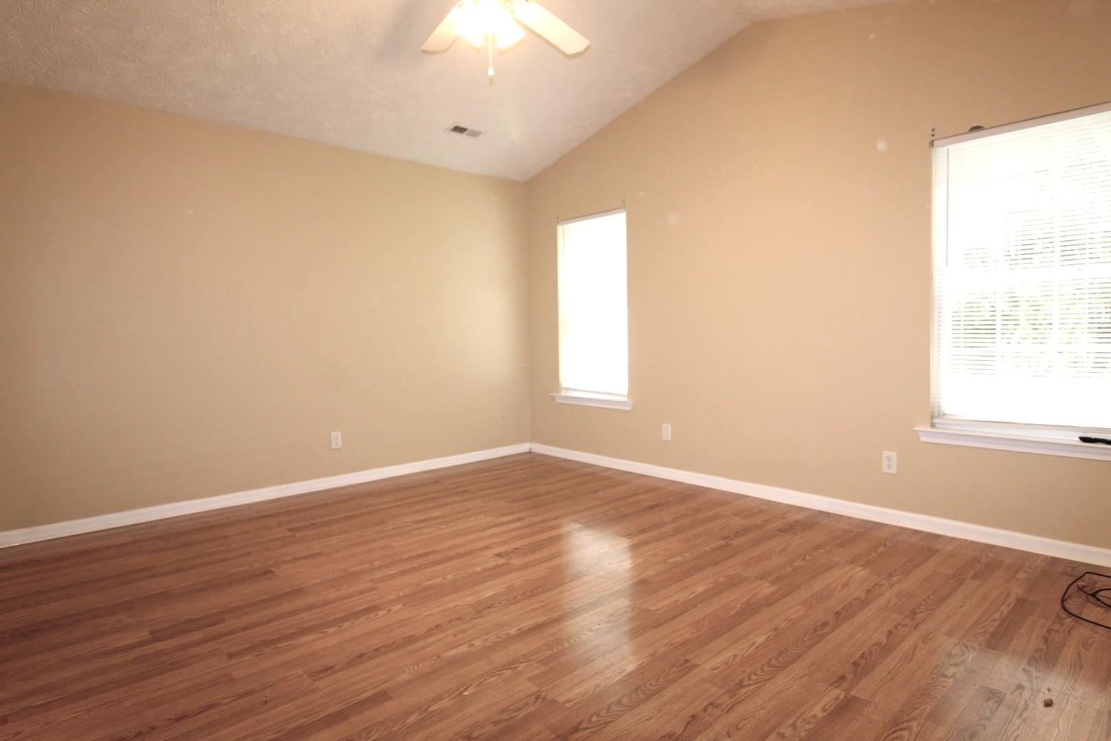 1280 Pollen Loop Property Photo 26