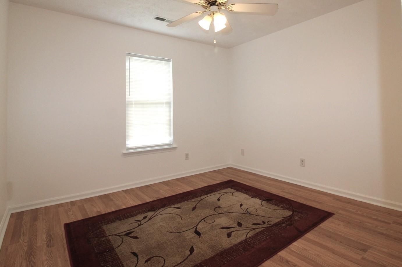 1280 Pollen Loop Property Photo 31