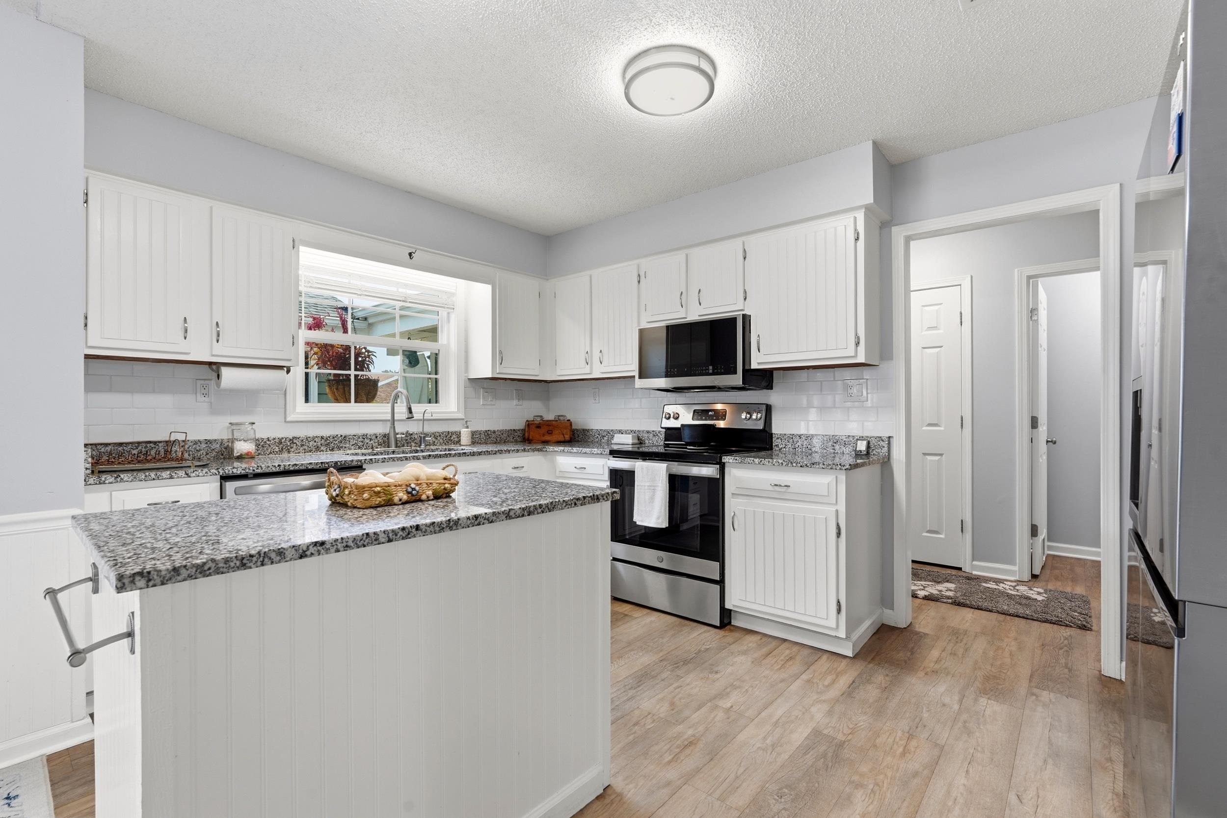 205 Birkdale Ln. Property Photo 6
