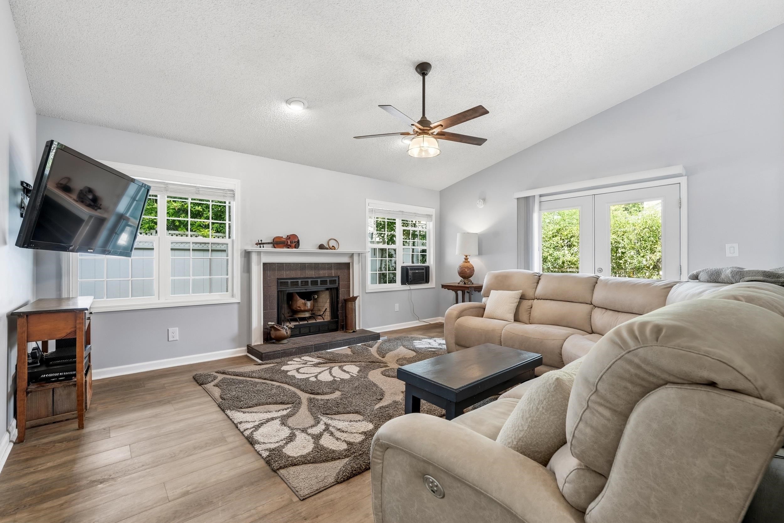 205 Birkdale Ln. Property Photo 10