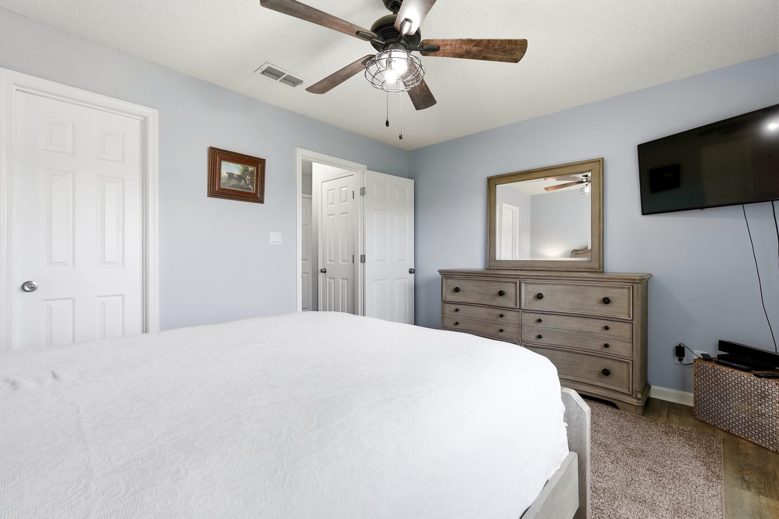 205 Birkdale Ln. Property Photo 15