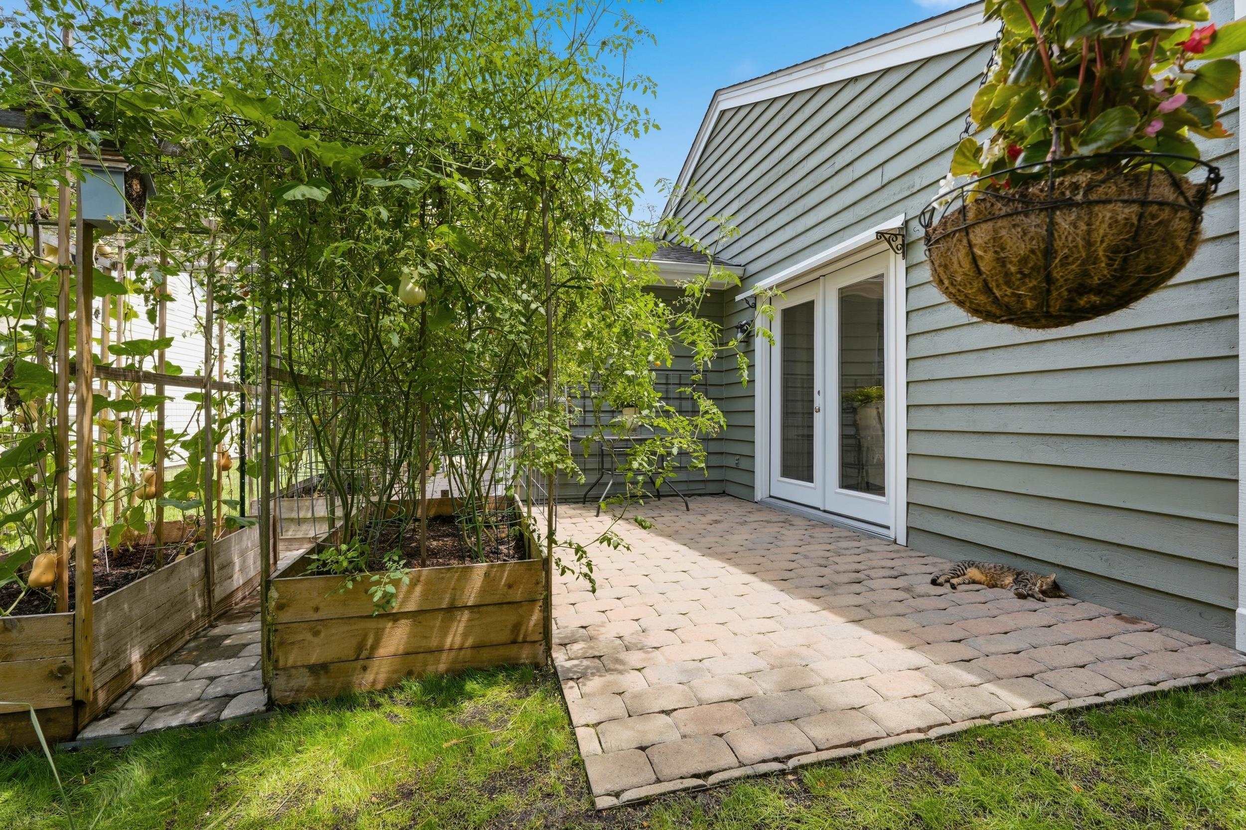 205 Birkdale Ln. Property Photo 19