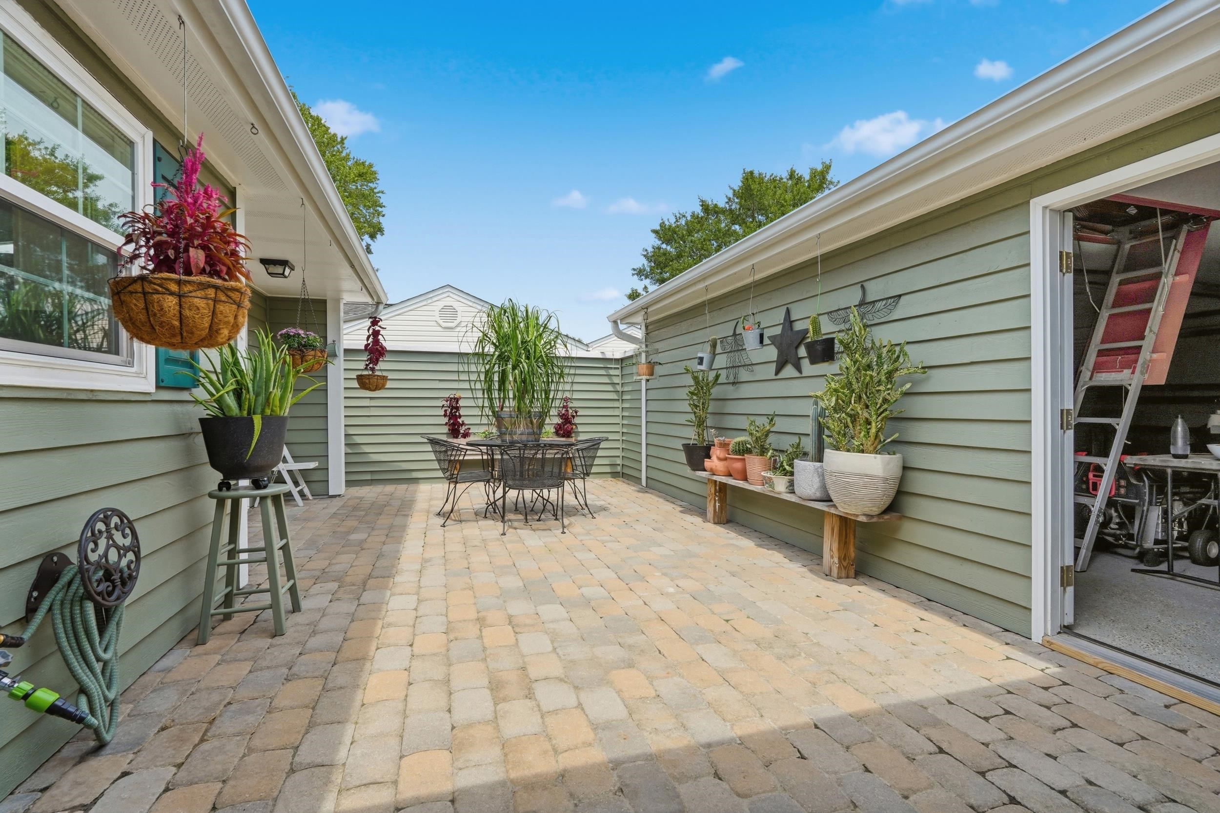 205 Birkdale Ln. Property Photo 23