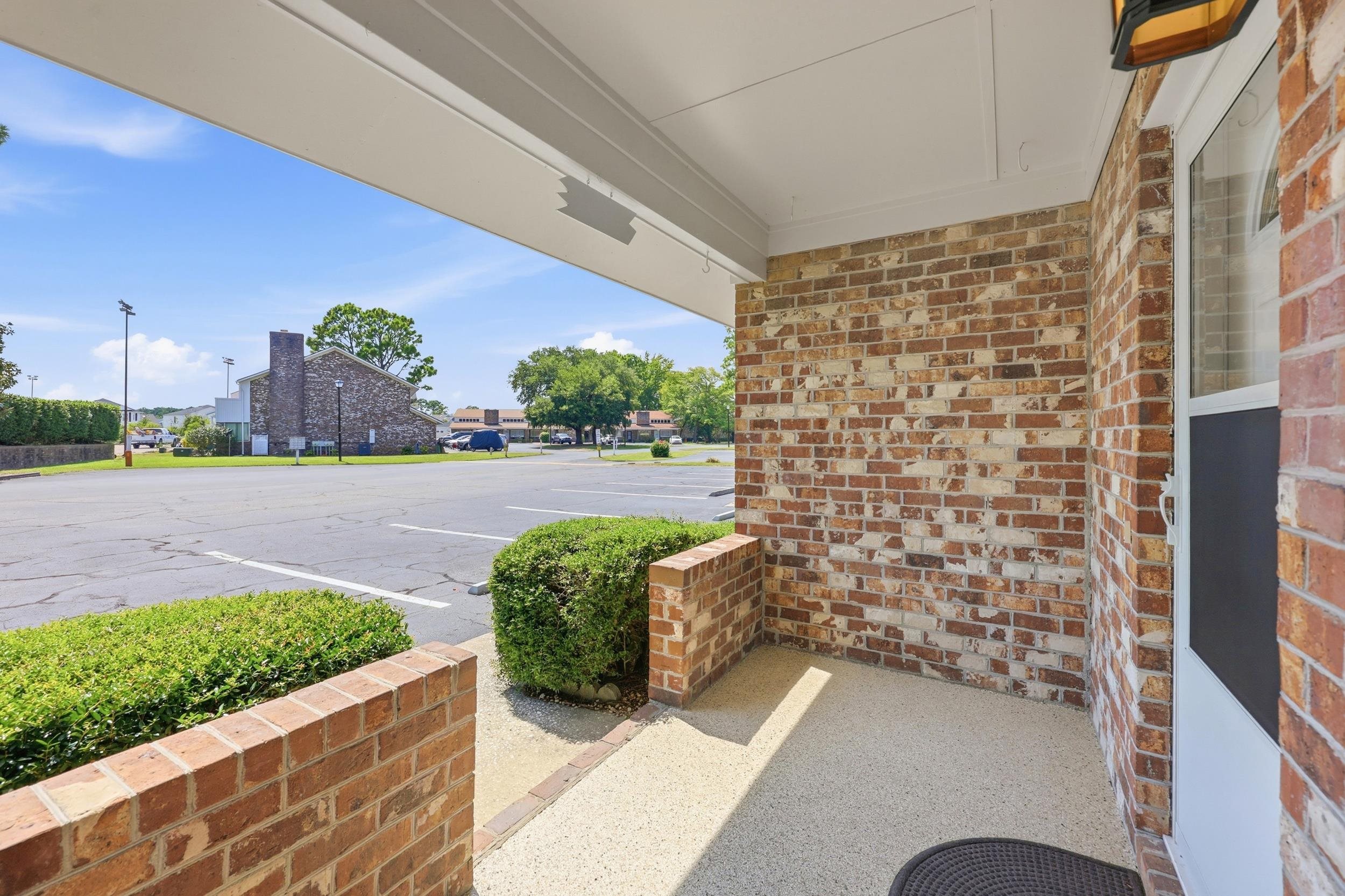 1810 Fairway Ridge Dr. Property Photo 2