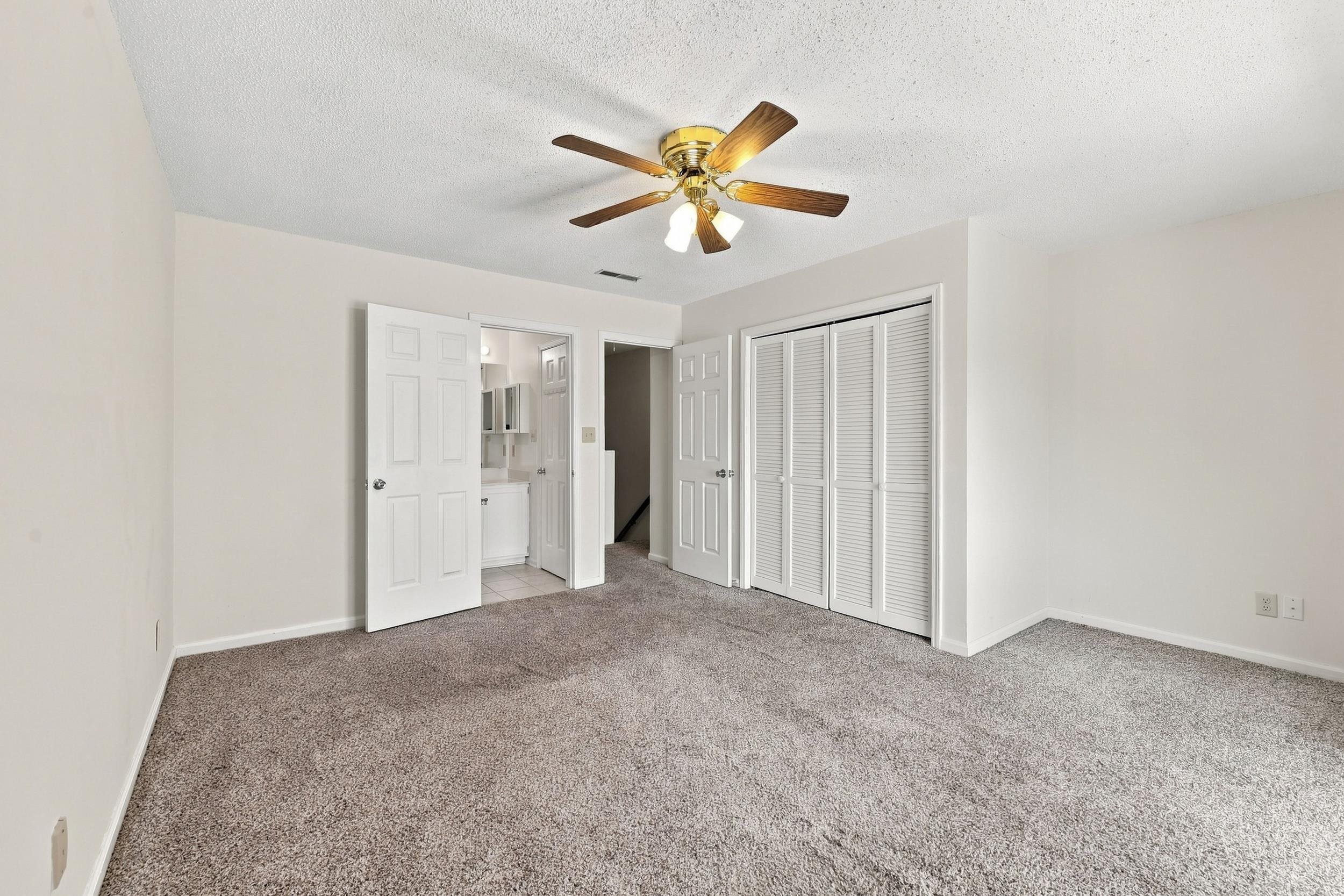 1810 Fairway Ridge Dr. Property Photo 17
