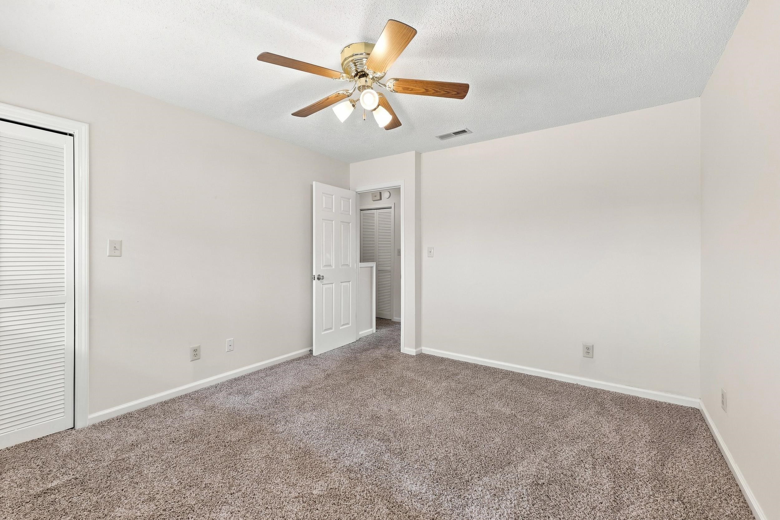 1810 Fairway Ridge Dr. Property Photo 21