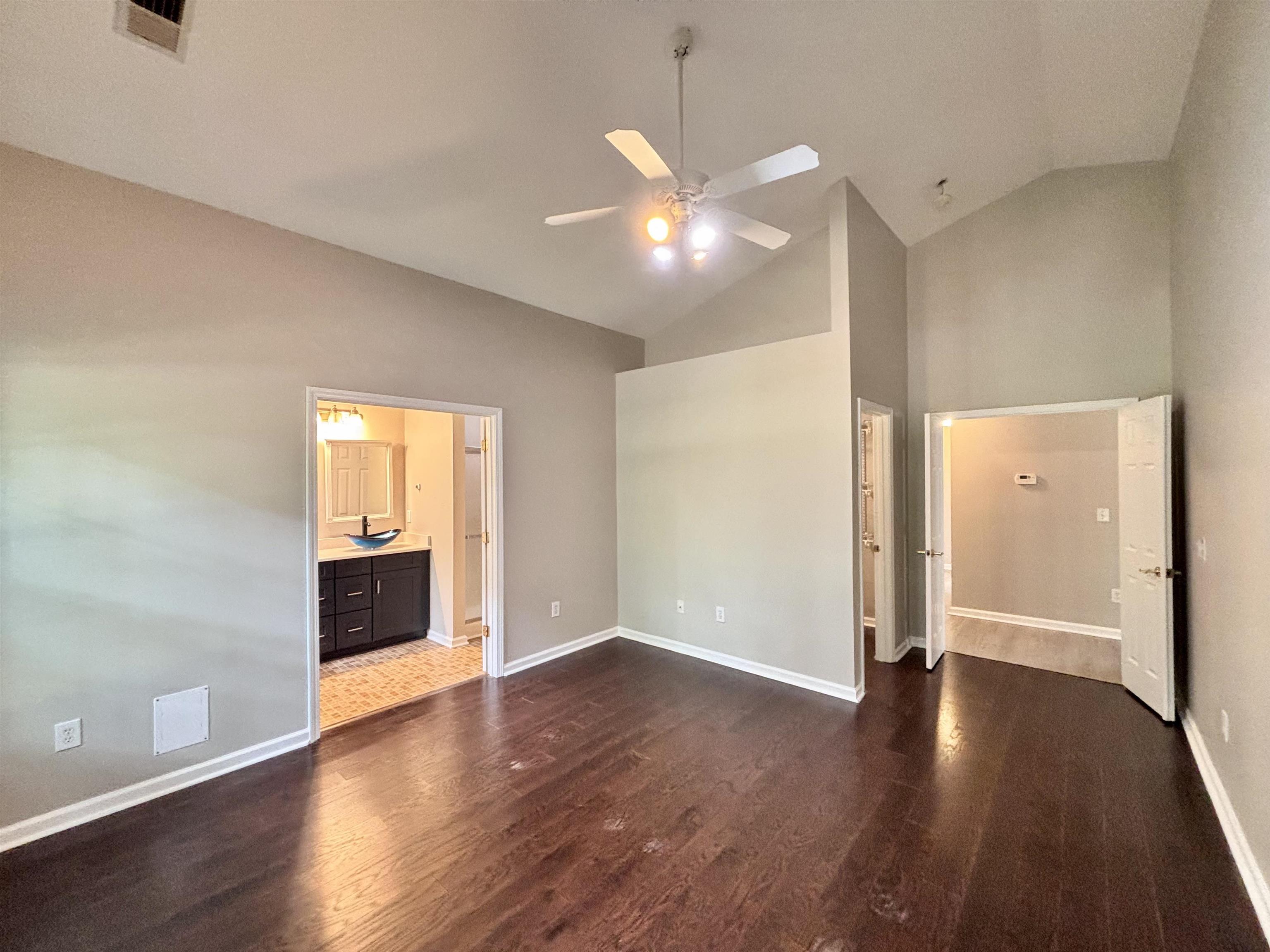 605 Needlerush Ct. Property Photo 37