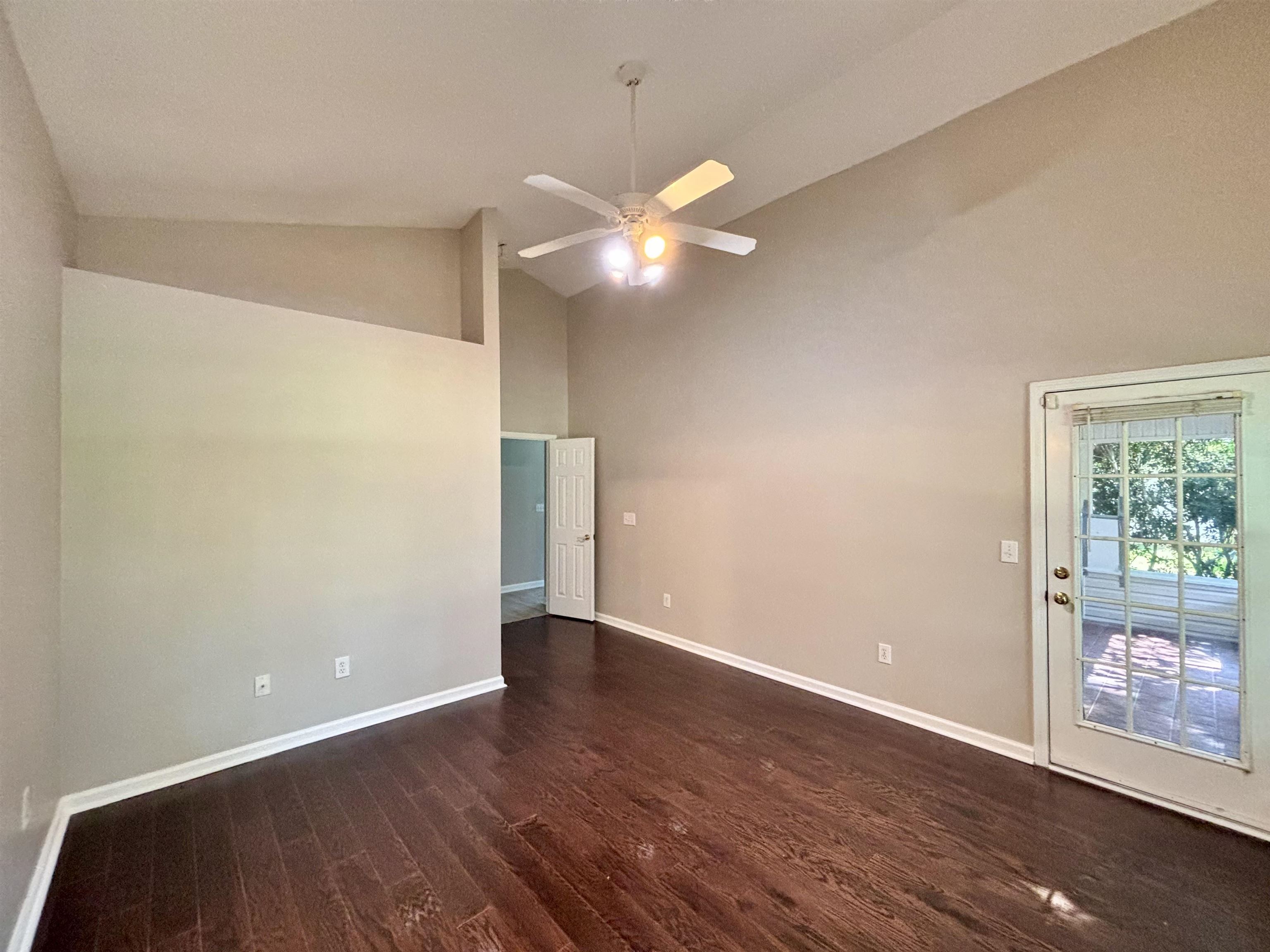 605 Needlerush Ct. Property Photo 41