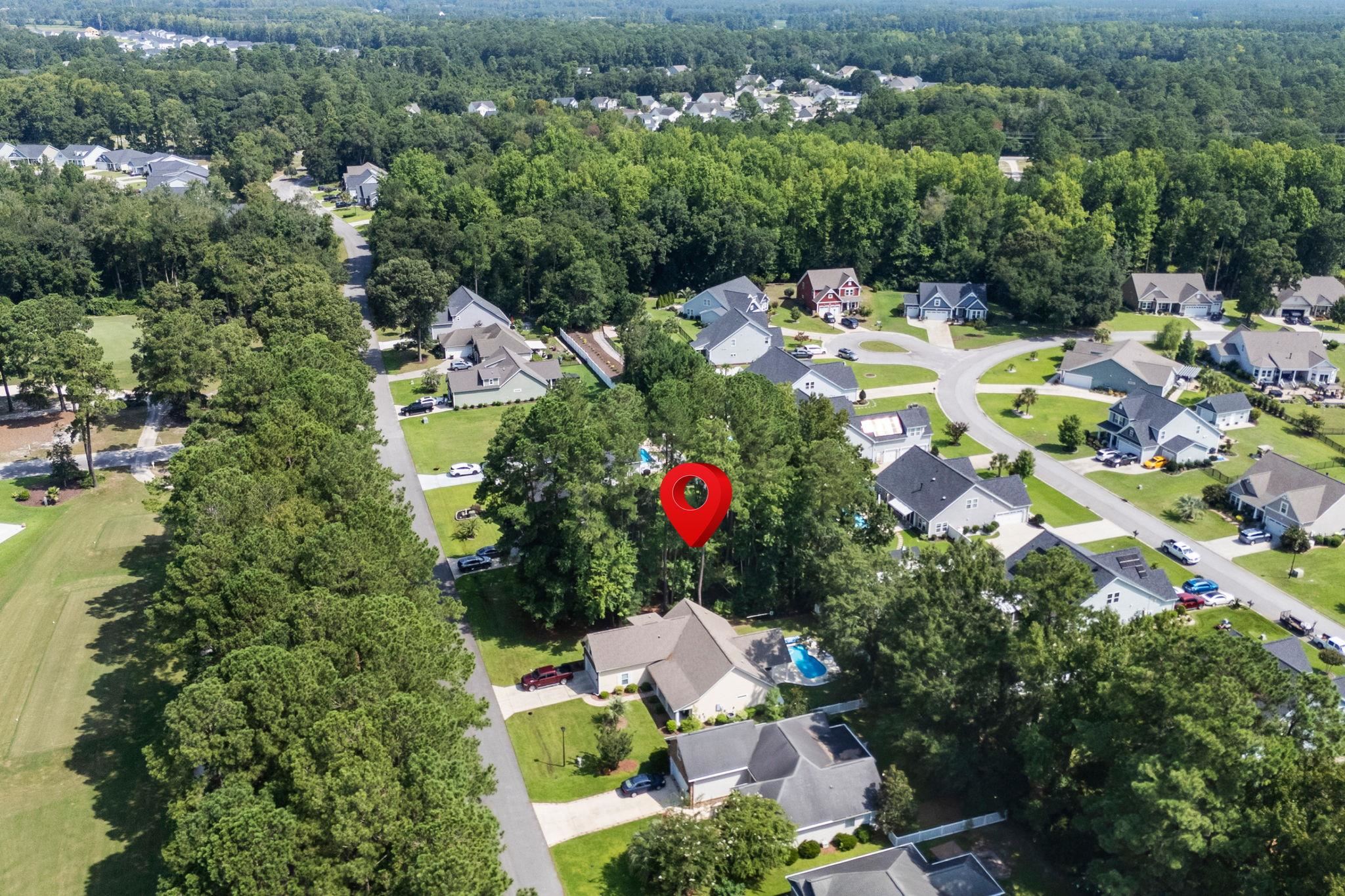 677 Shaftesbury Ln. Property Photo 17