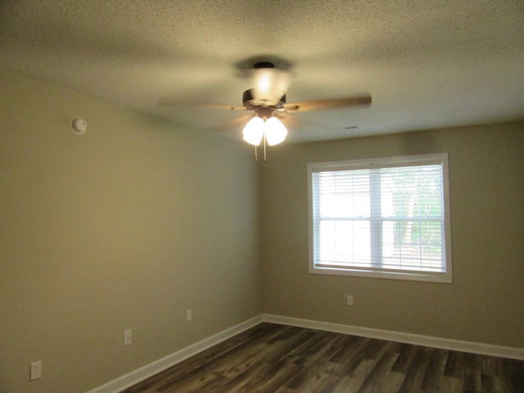 1324 Waterway Dr. Property Photo 12