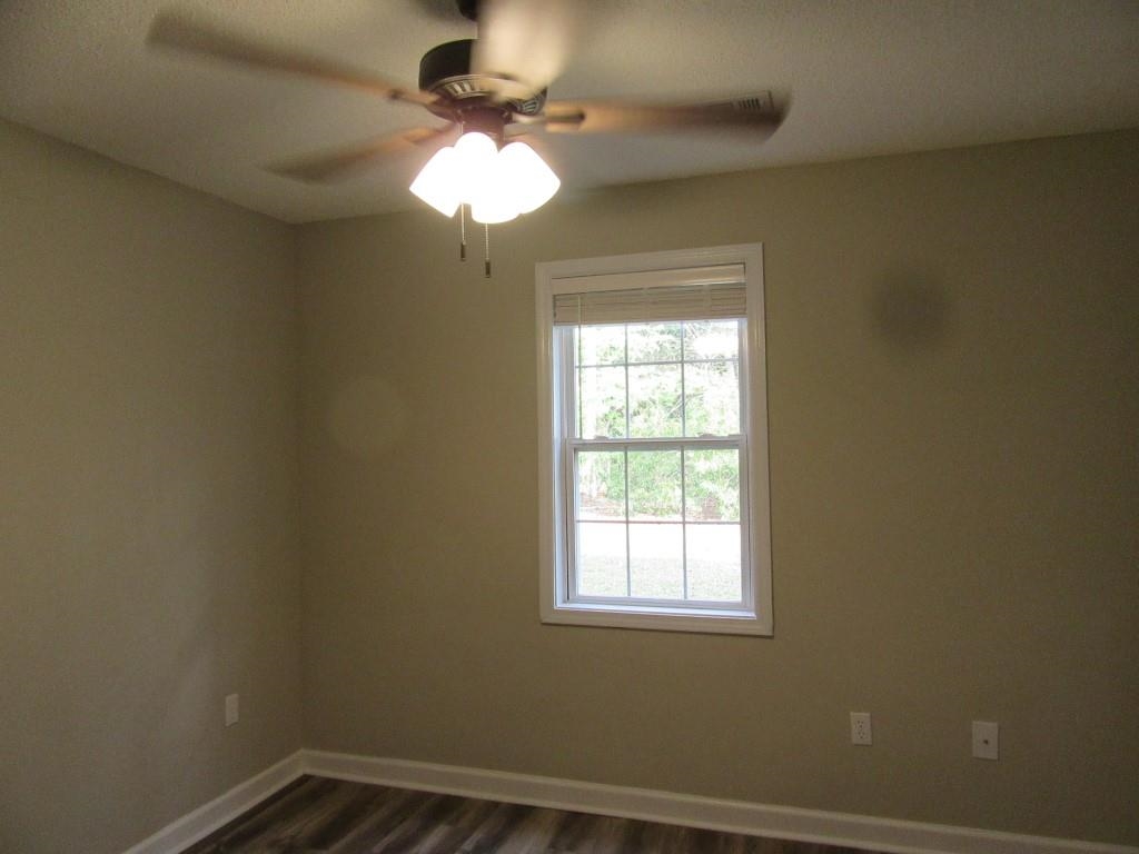 1324 Waterway Dr. Property Photo 13