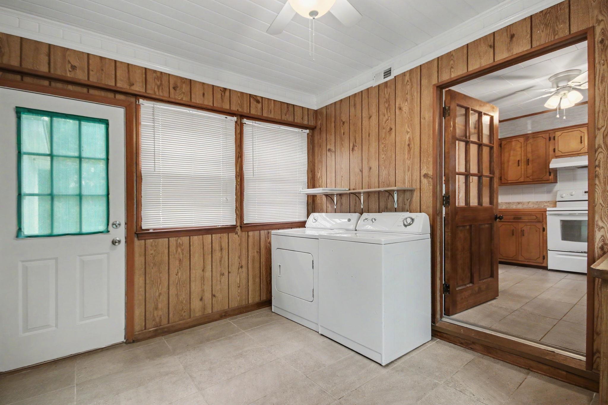 2510 South Bay St. Property Photo 13