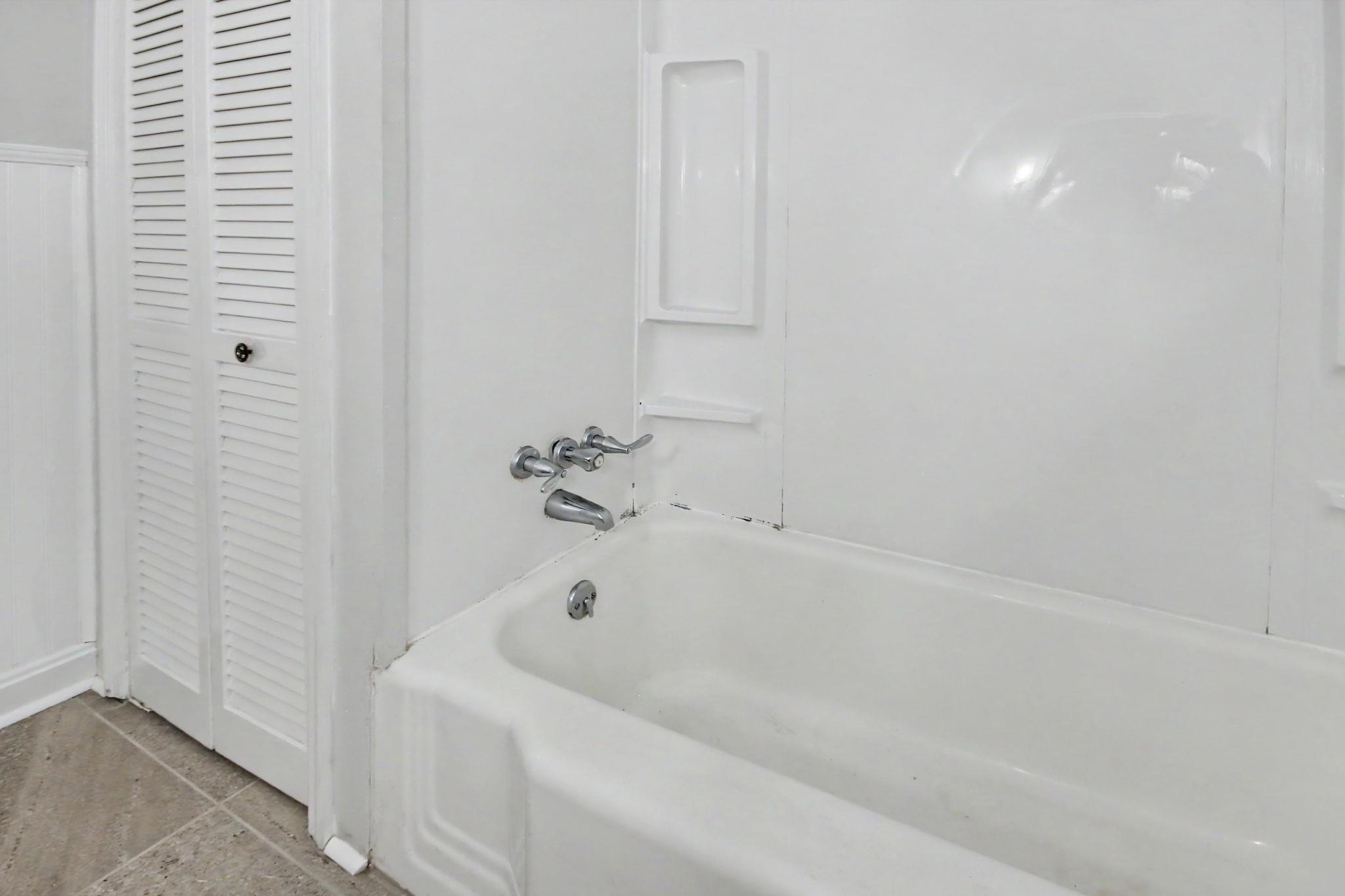 2510 South Bay St. Property Photo 19
