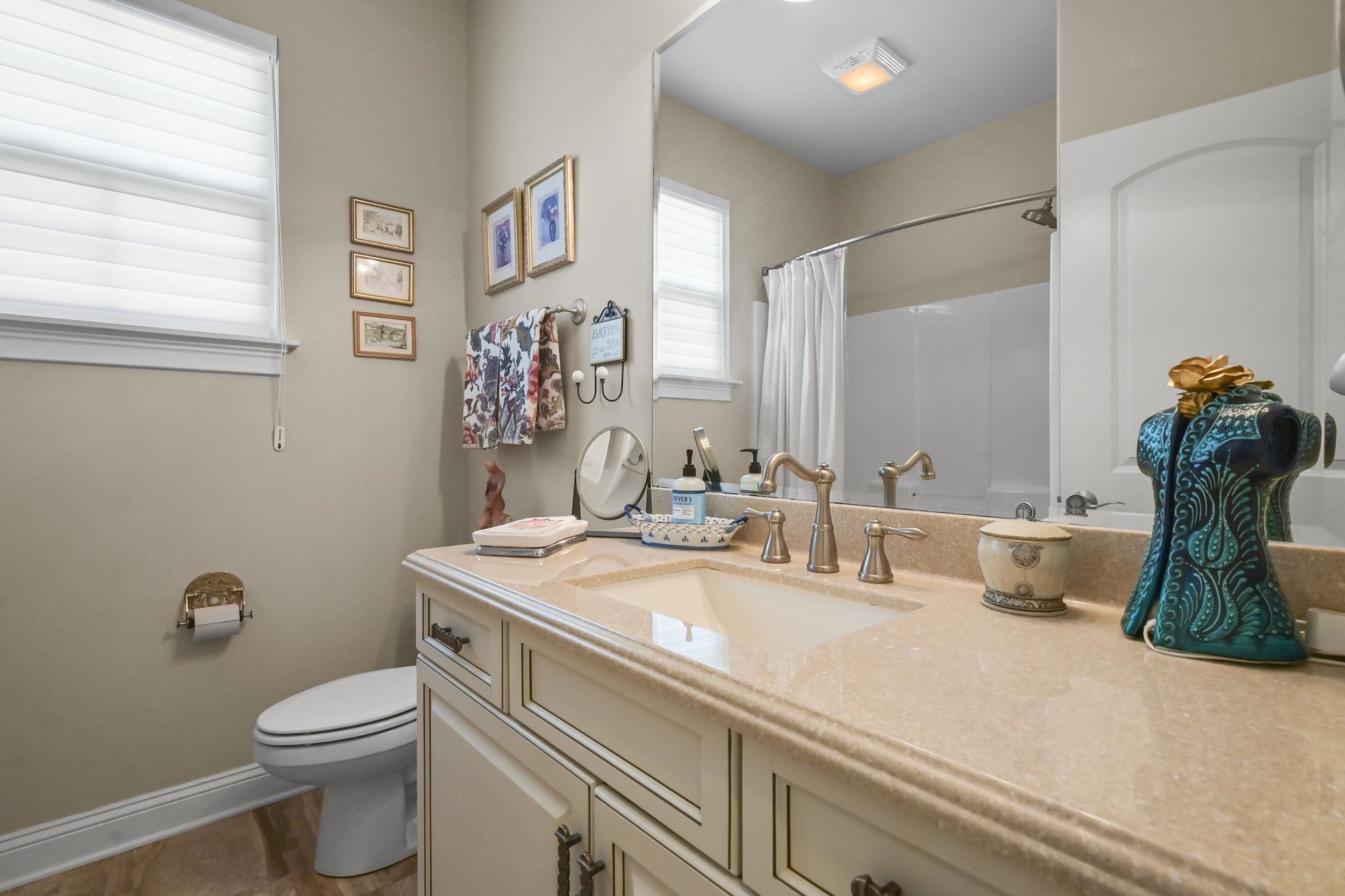 617 Evers Loop Property Photo 29
