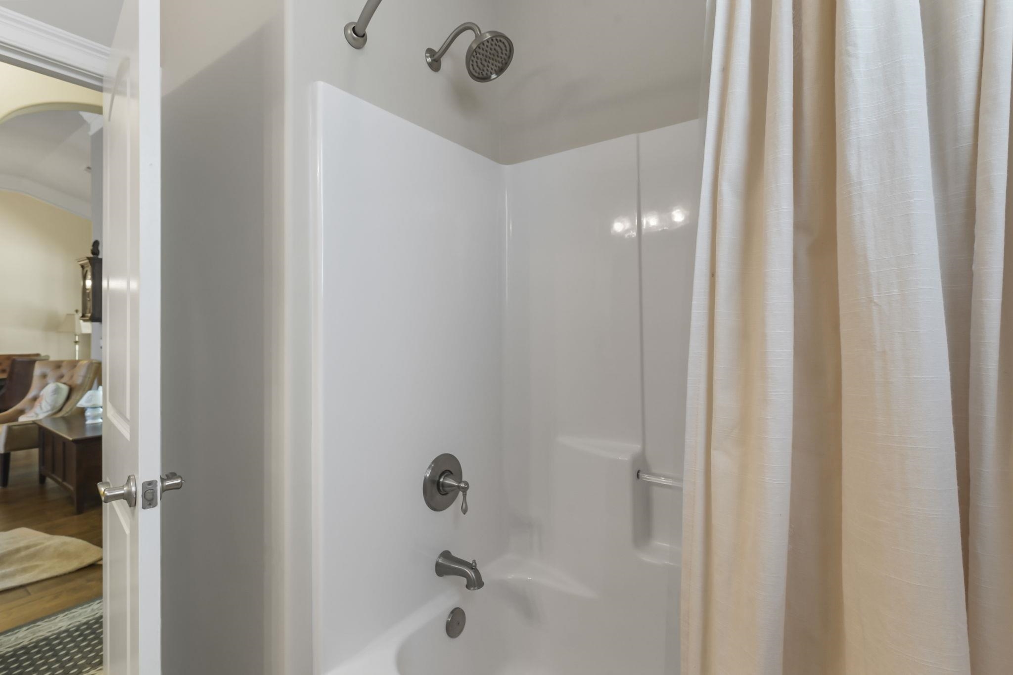 617 Evers Loop Property Photo 31