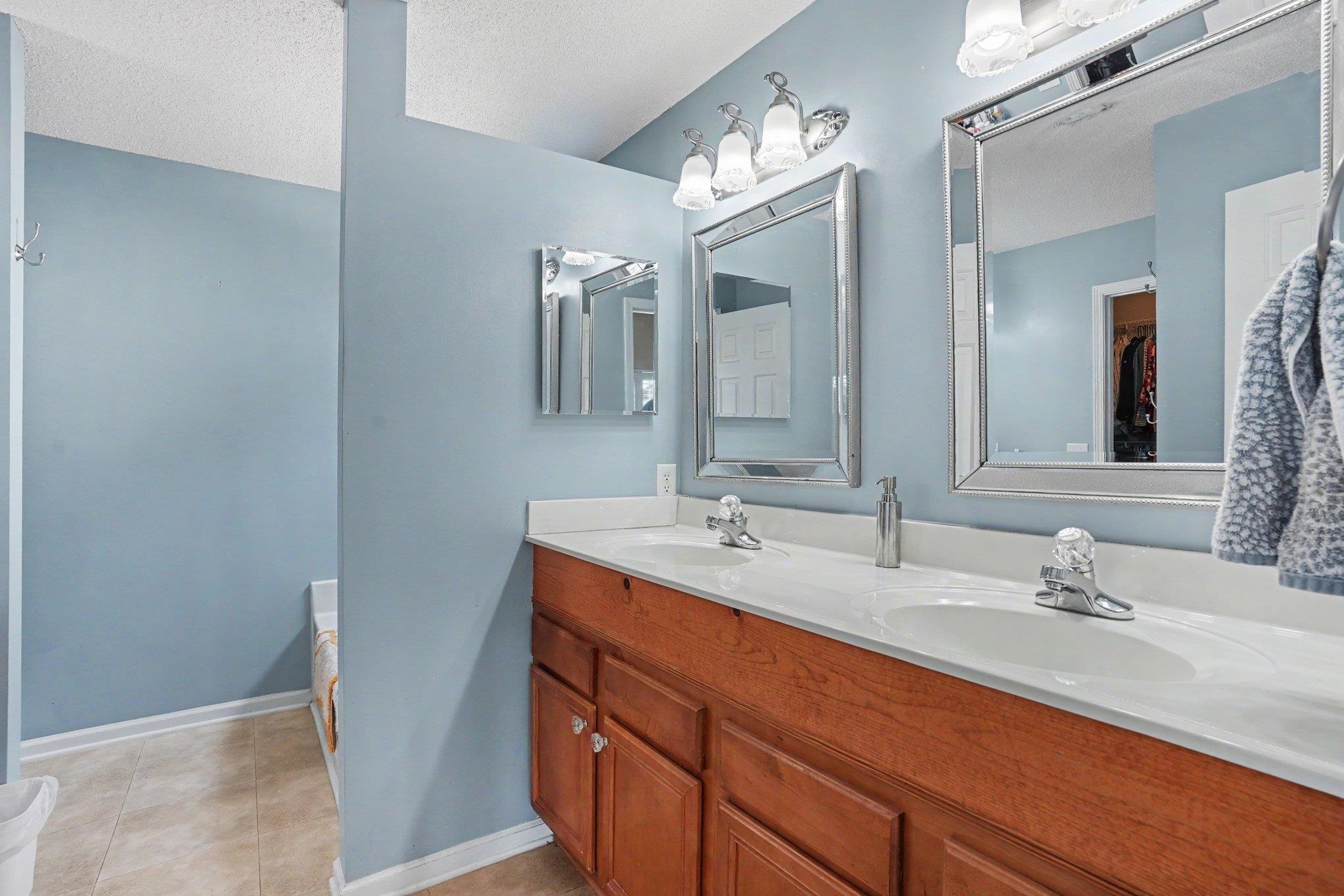 804 Lalton Dr. Property Photo 20