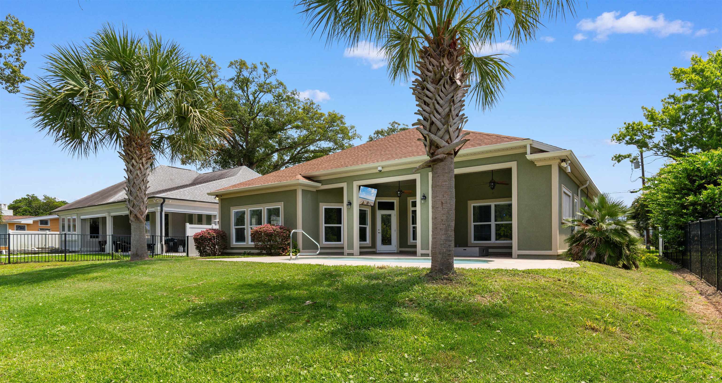 352 Waterside Dr. Property Photo 50