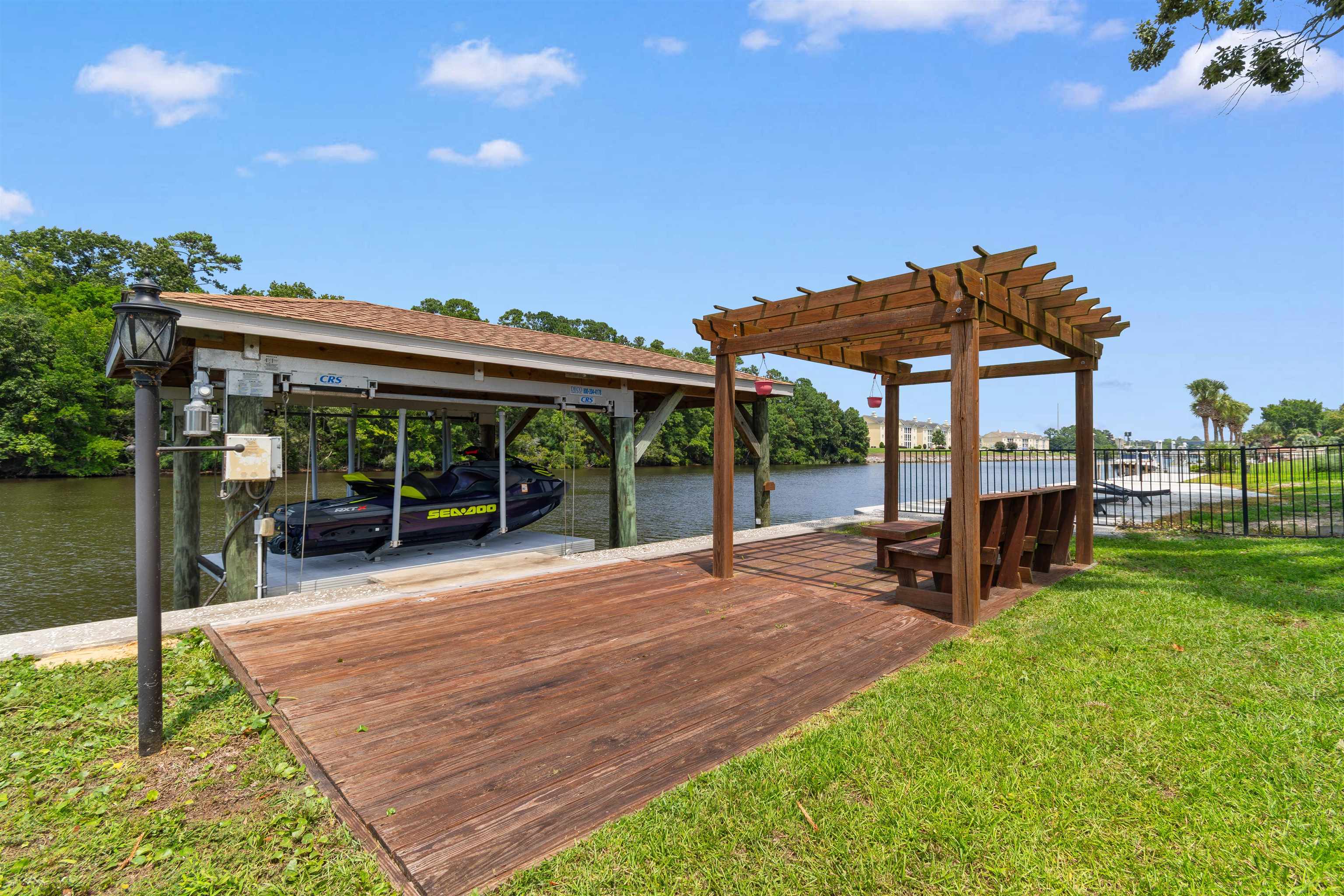 352 Waterside Dr. Property Photo 51