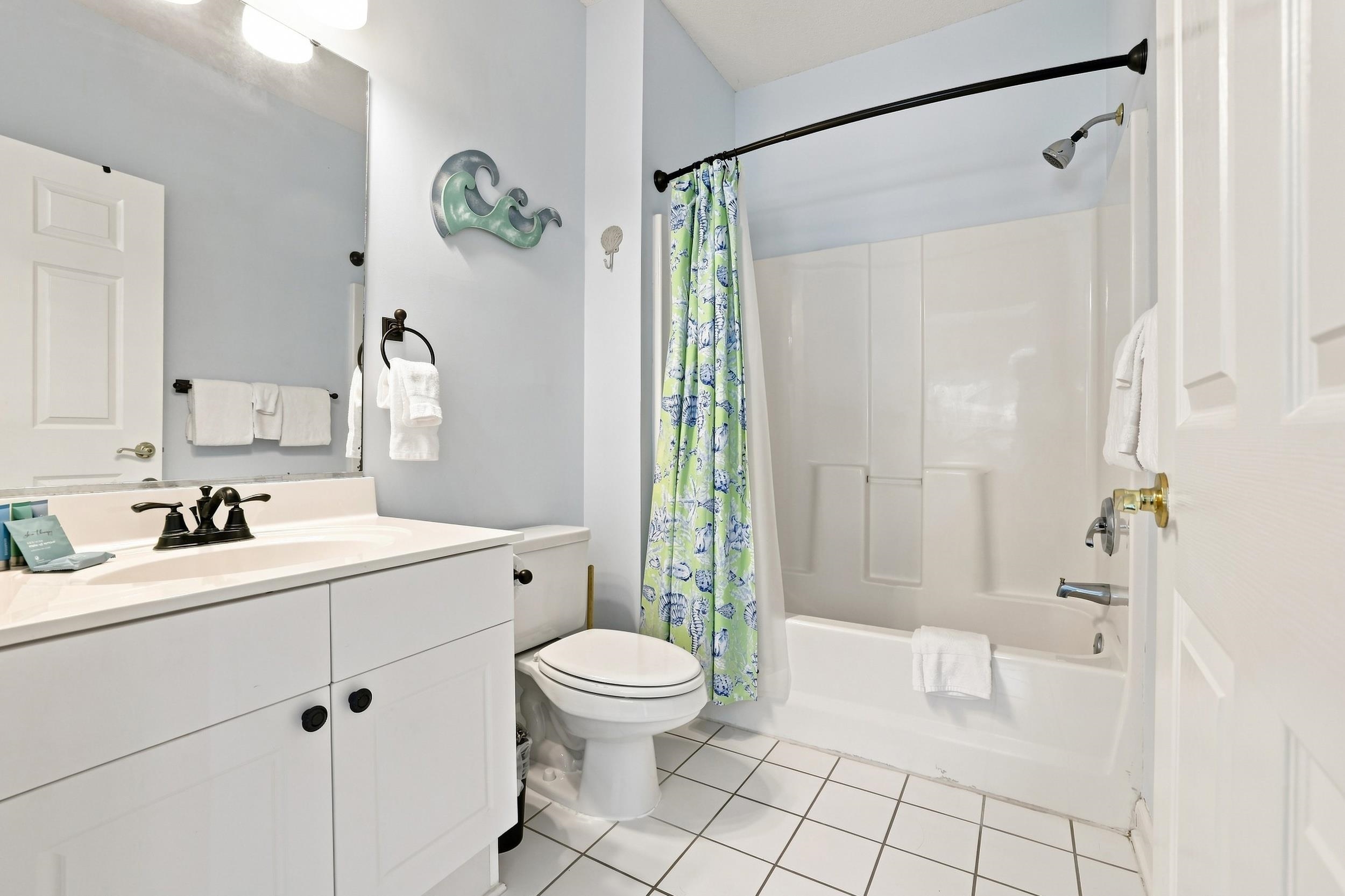 5825 Catalina Dr. Property Photo 24