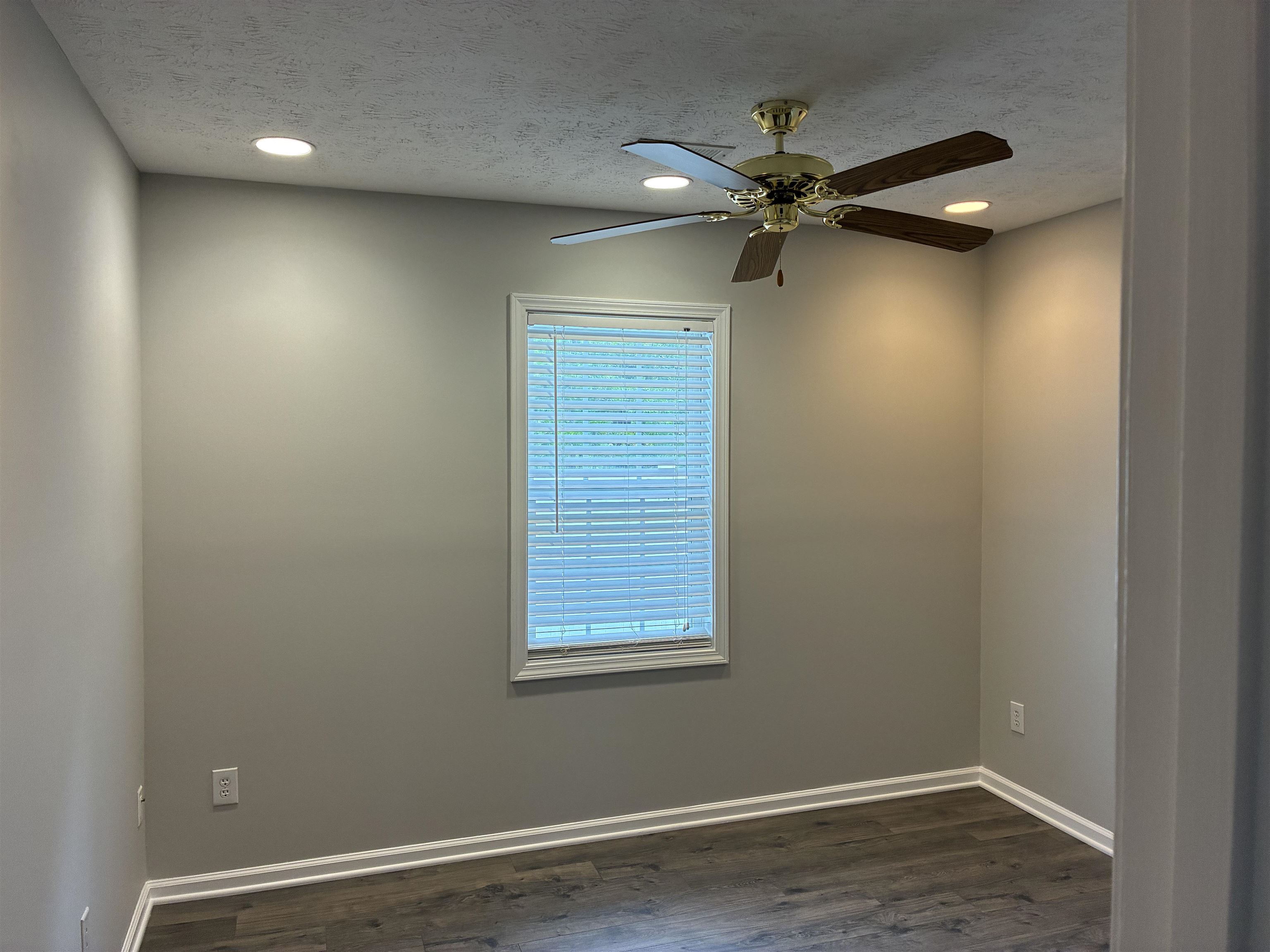 9565 Sullivan Dr. Property Photo 16