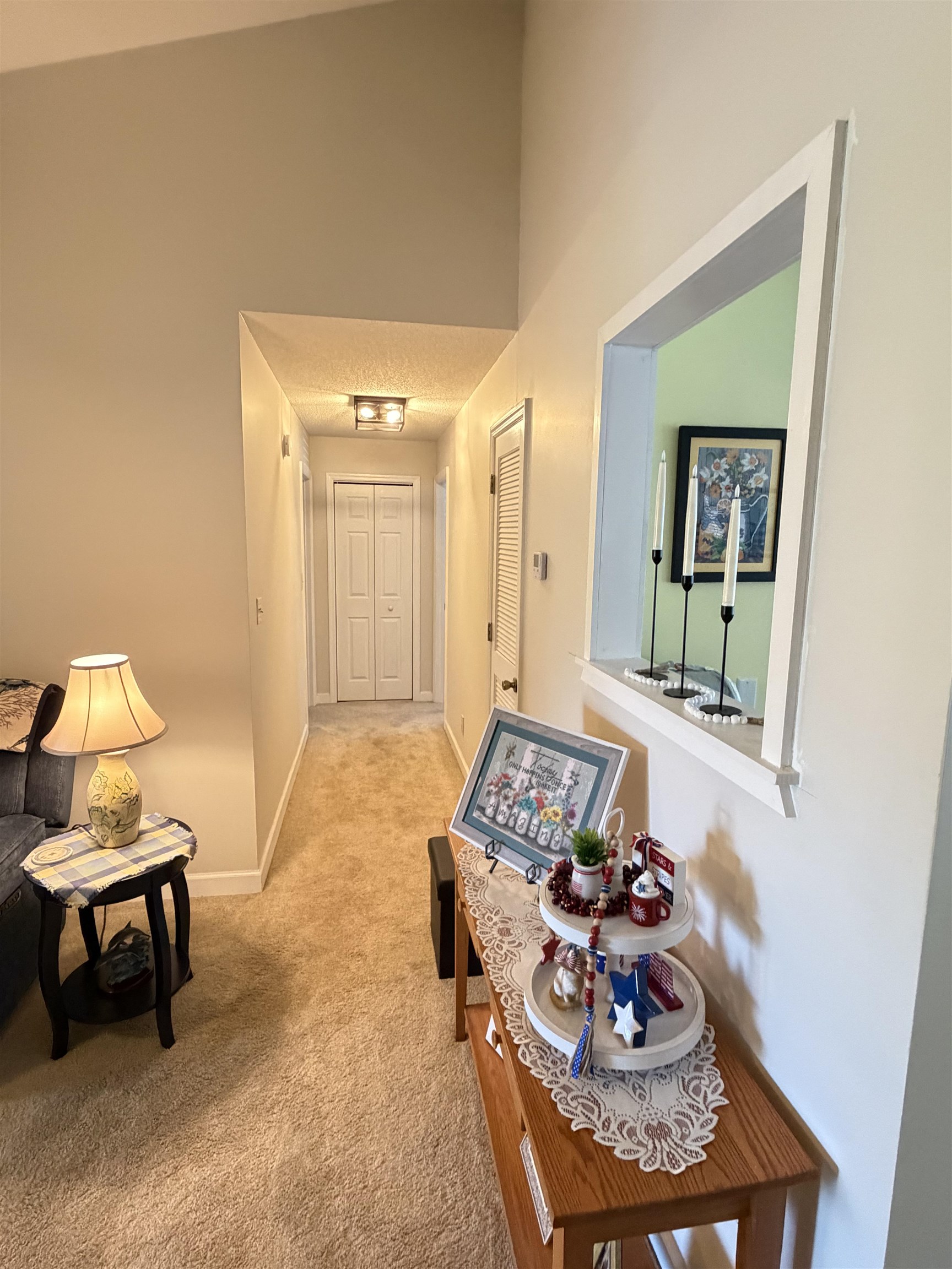 300 Willow Green Dr. Property Photo 14