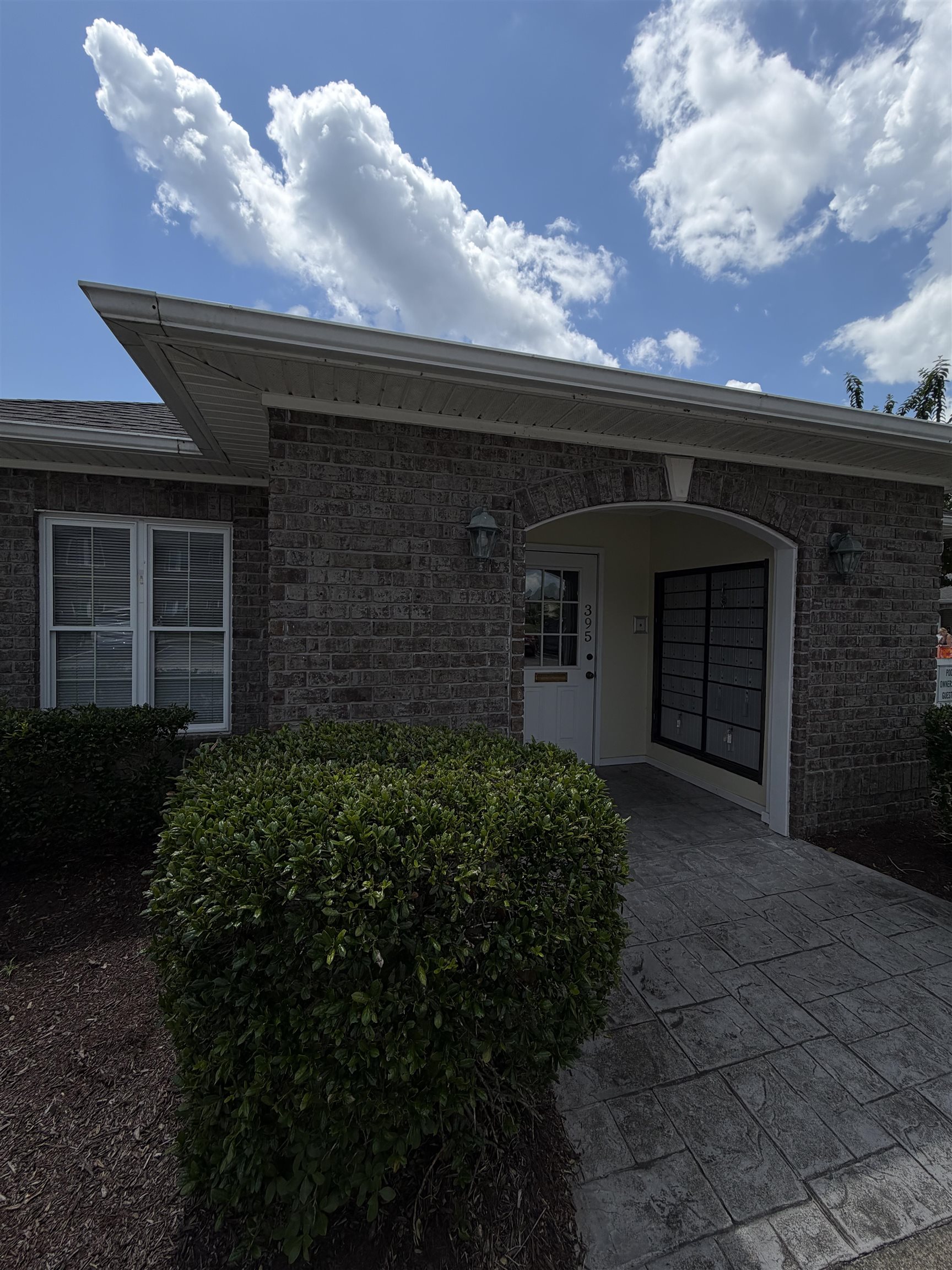 300 Willow Green Dr. Property Photo 30