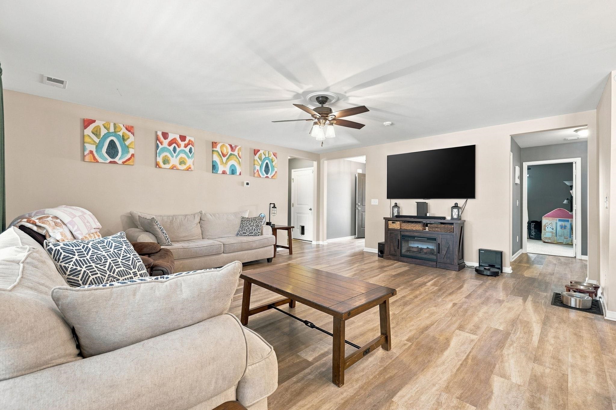 1317 Blackwood Dr. Property Photo 8
